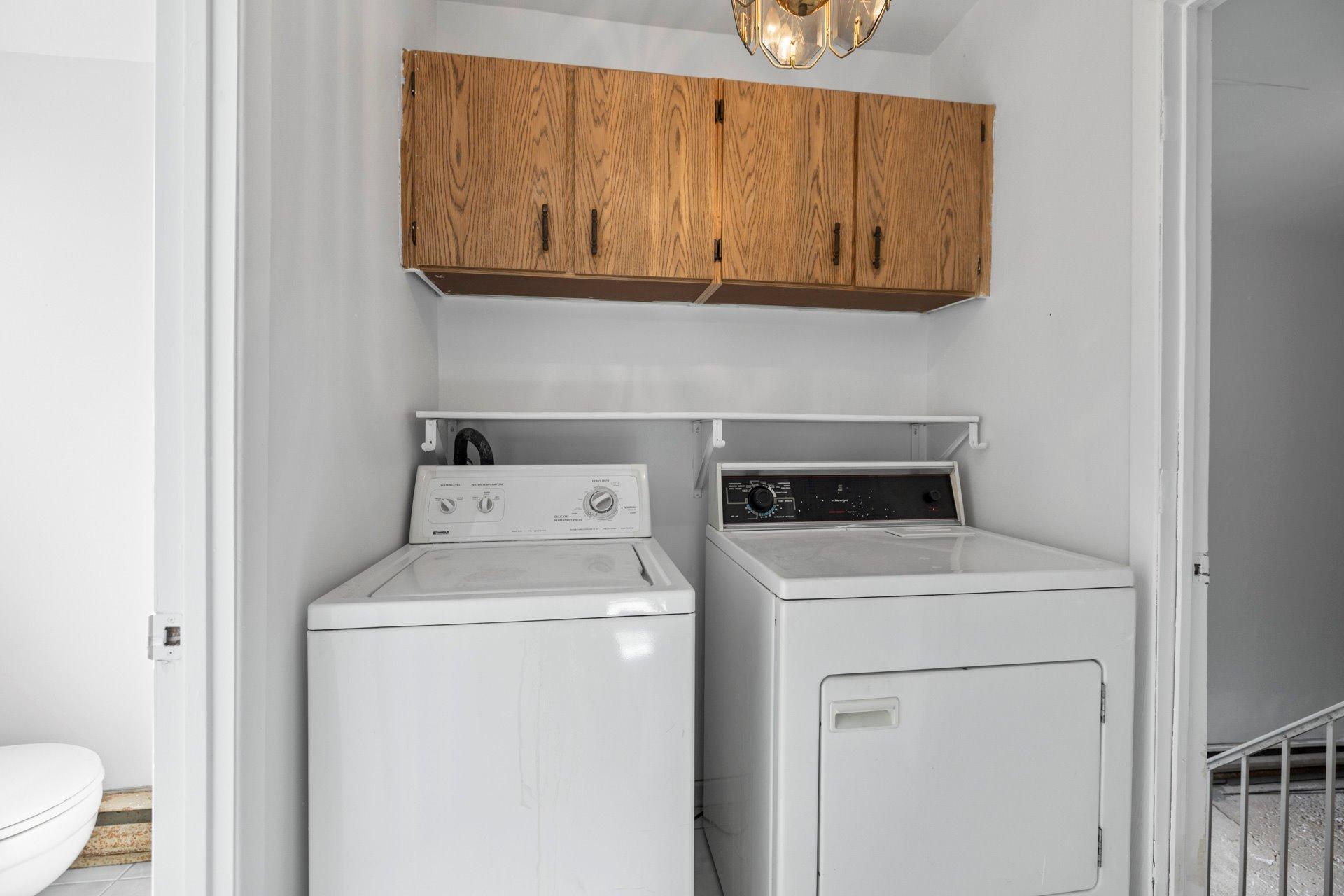 









1535


Rue Plaisance

,
Brossard,




QC
J4W3B4

