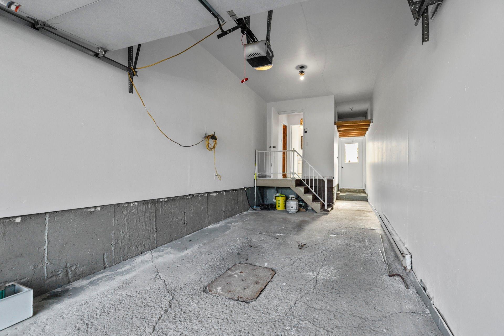 









1535


Rue Plaisance

,
Brossard,




QC
J4W3B4

