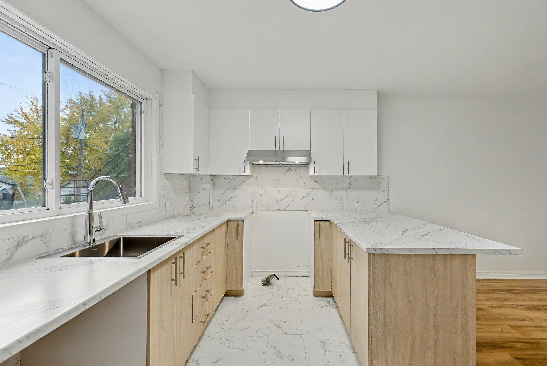 









158

 - 162


Boul. Seigneurial O.

,
Saint-Bruno-de-Montarville,




QC
J3V2H3

