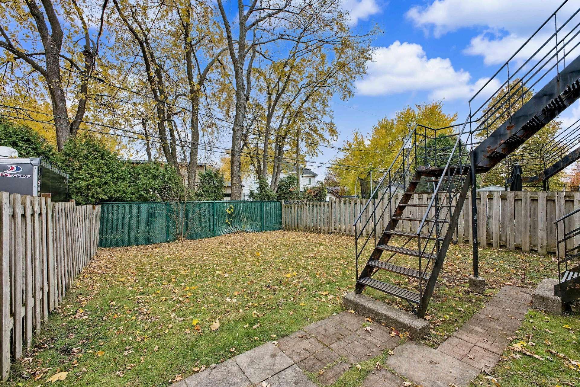 









158

 - 162


Boul. Seigneurial O.

,
Saint-Bruno-de-Montarville,




QC
J3V2H3

