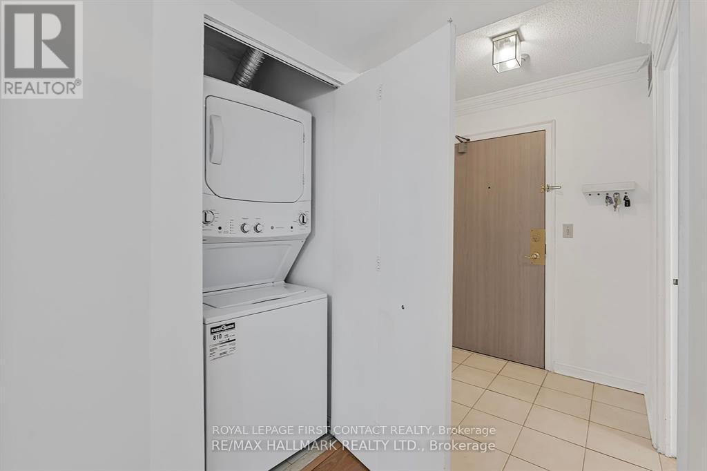 












811 - 150 DUNLOP STREET E

,
Barrie,




Ontario
L4M6H1

