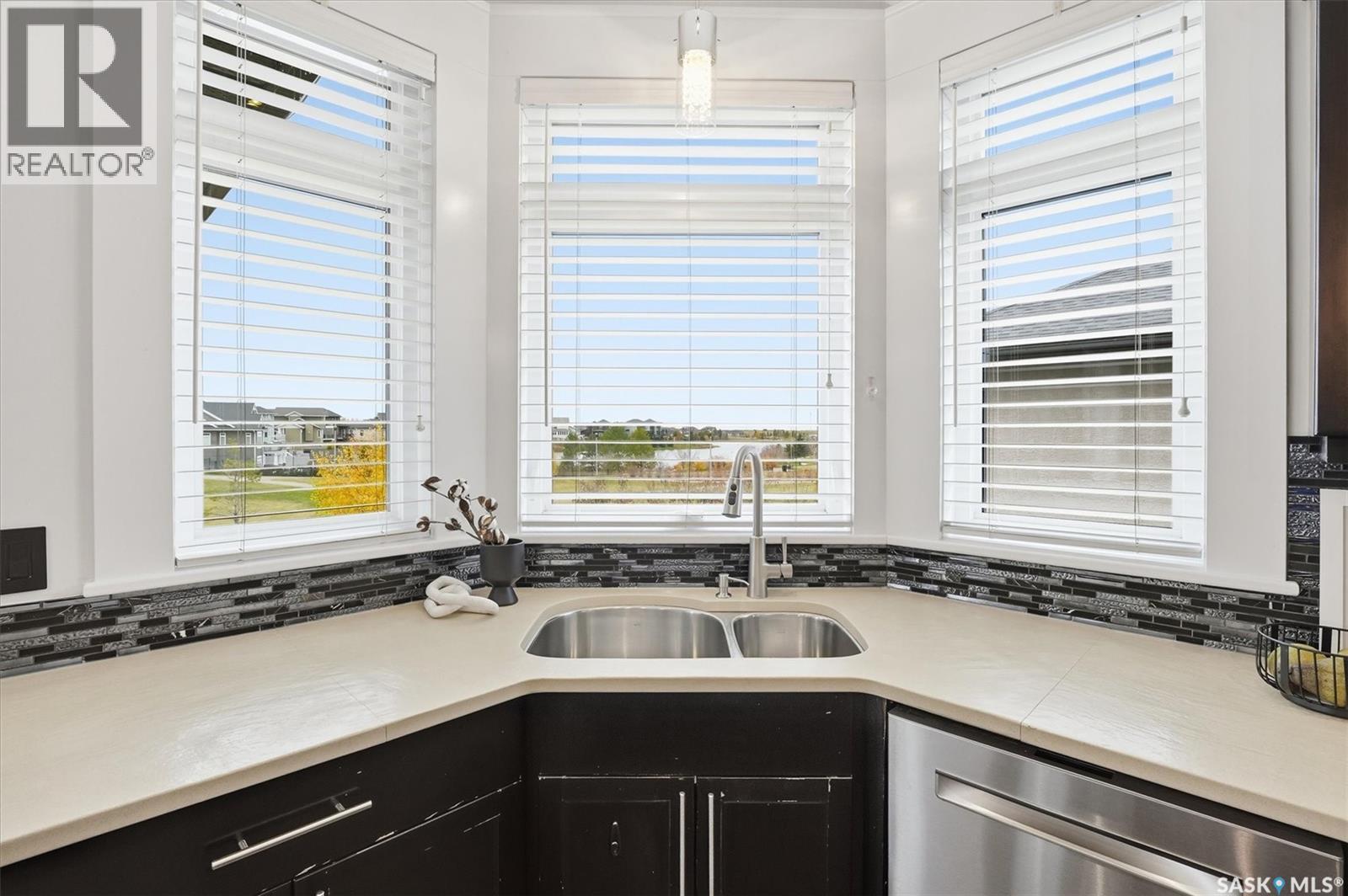 












258 Whalley CRESCENT

,
Saskatoon,




Saskatchewan
S7T0P1

