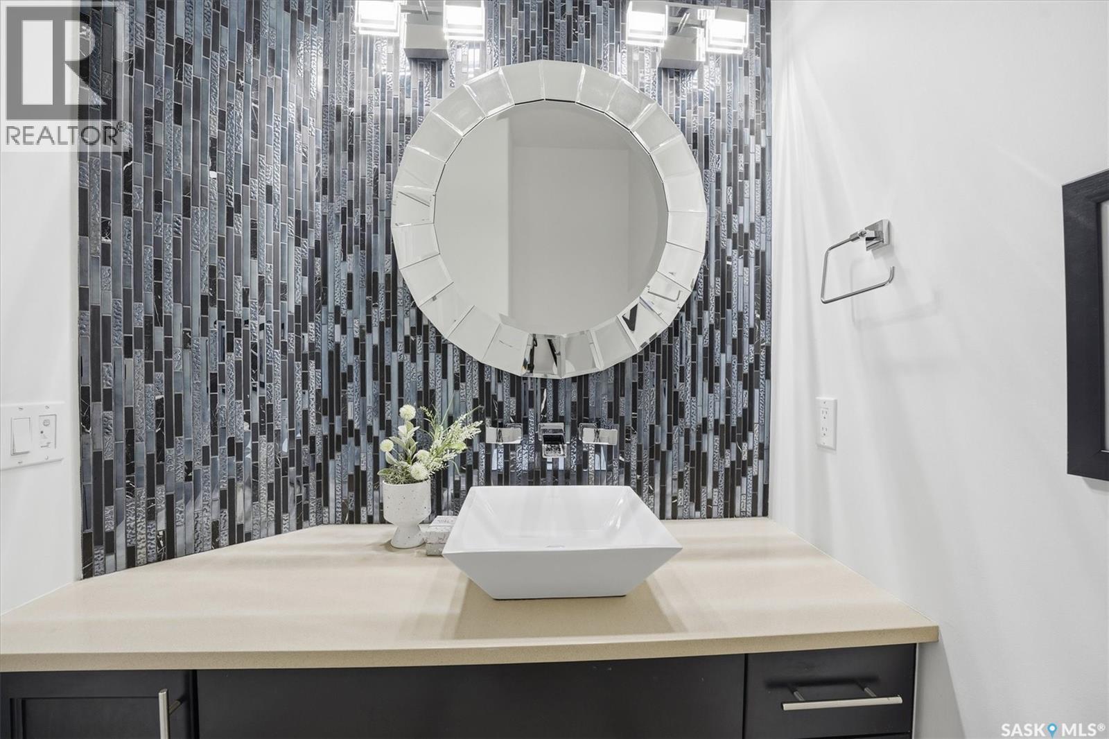 












258 Whalley CRESCENT

,
Saskatoon,




Saskatchewan
S7T0P1

