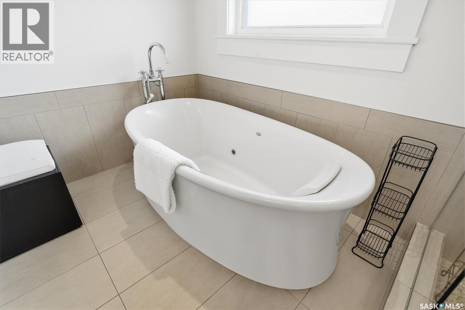 












258 Whalley CRESCENT

,
Saskatoon,




Saskatchewan
S7T0P1

