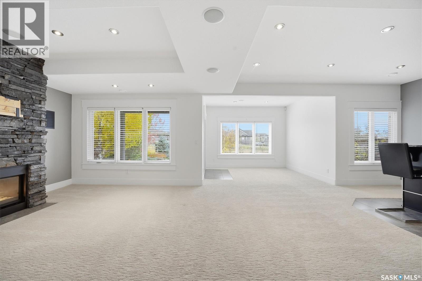 












258 Whalley CRESCENT

,
Saskatoon,




Saskatchewan
S7T0P1

