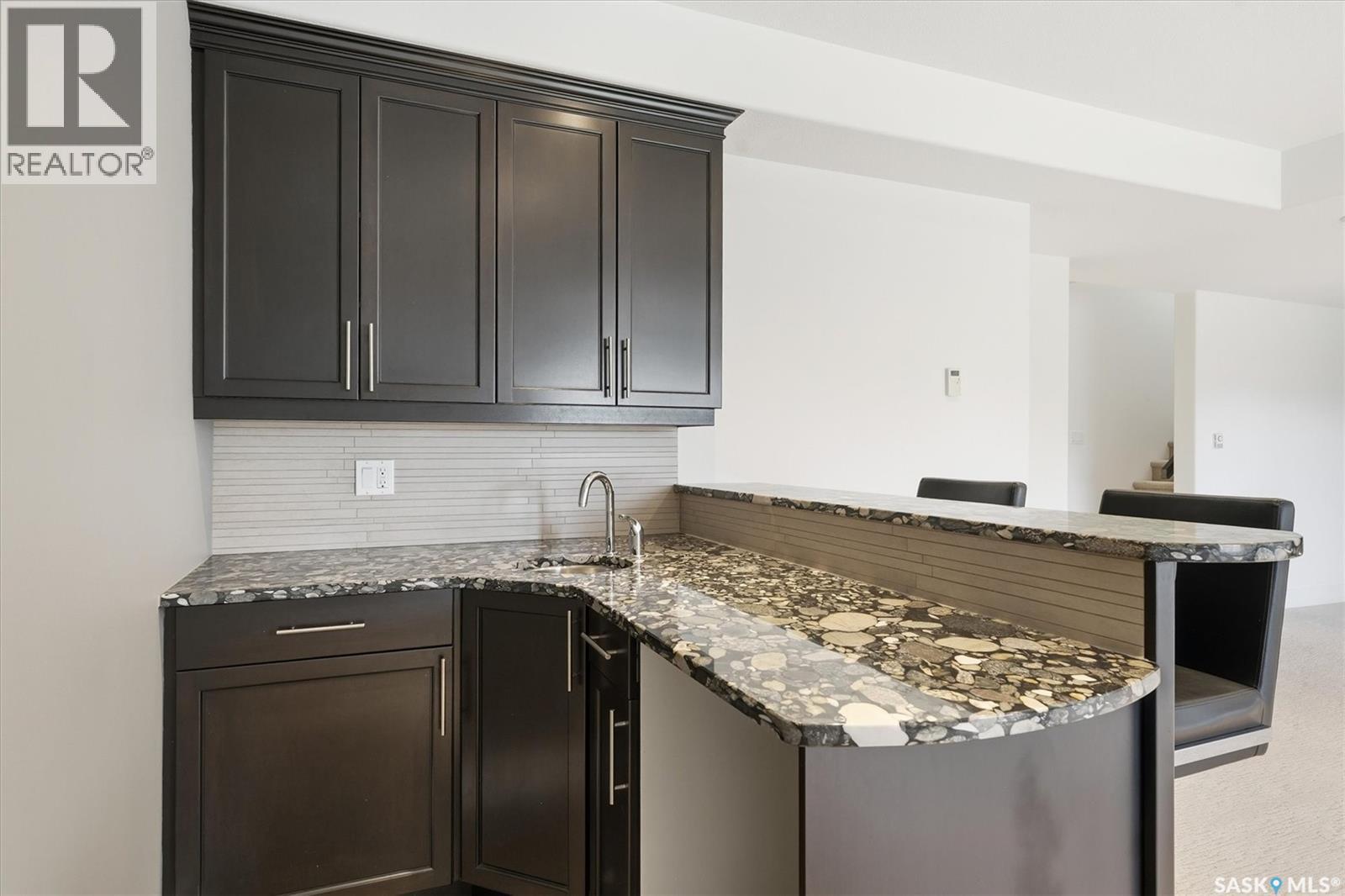 












258 Whalley CRESCENT

,
Saskatoon,




Saskatchewan
S7T0P1

