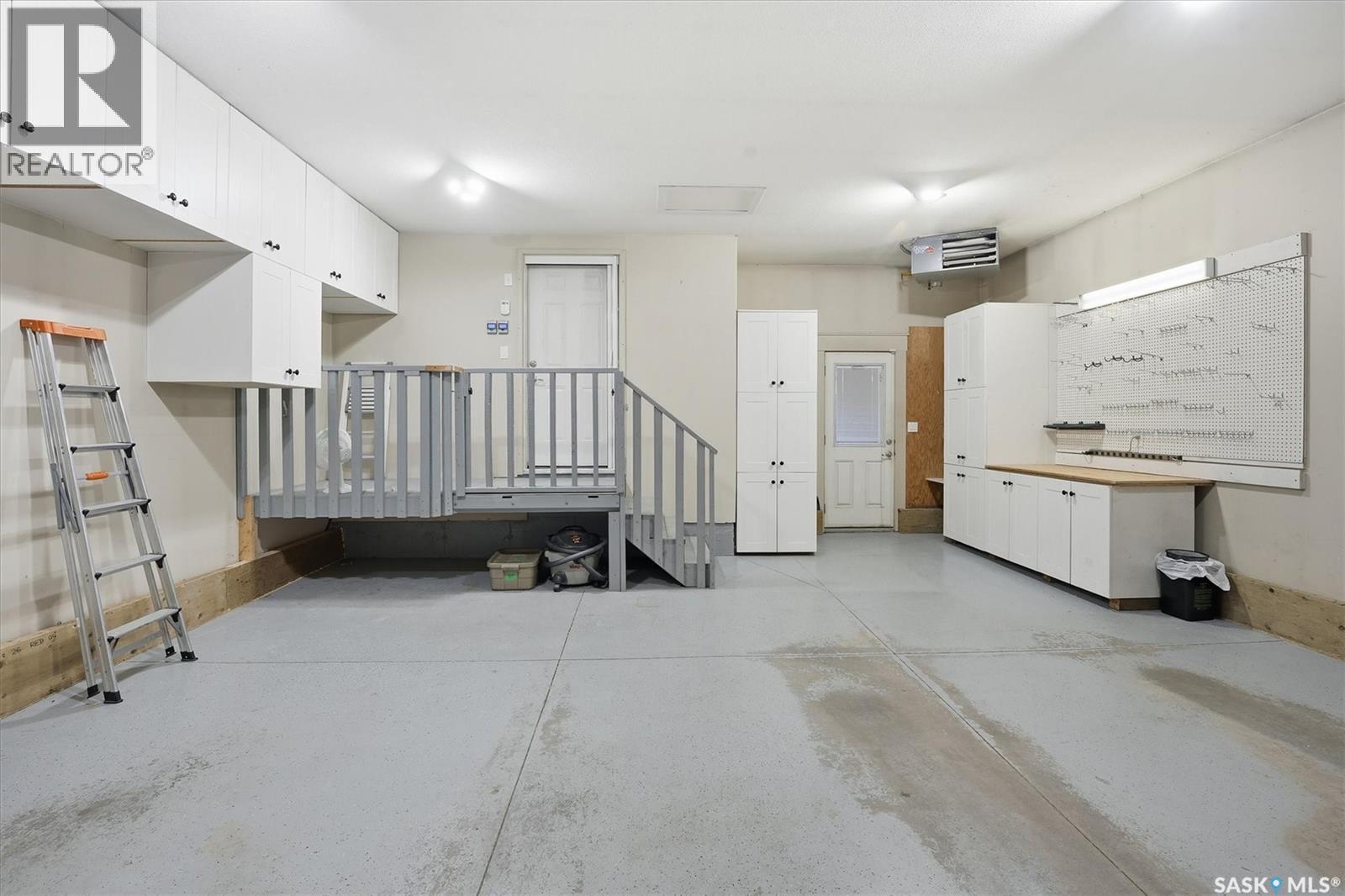 












258 Whalley CRESCENT

,
Saskatoon,




Saskatchewan
S7T0P1

