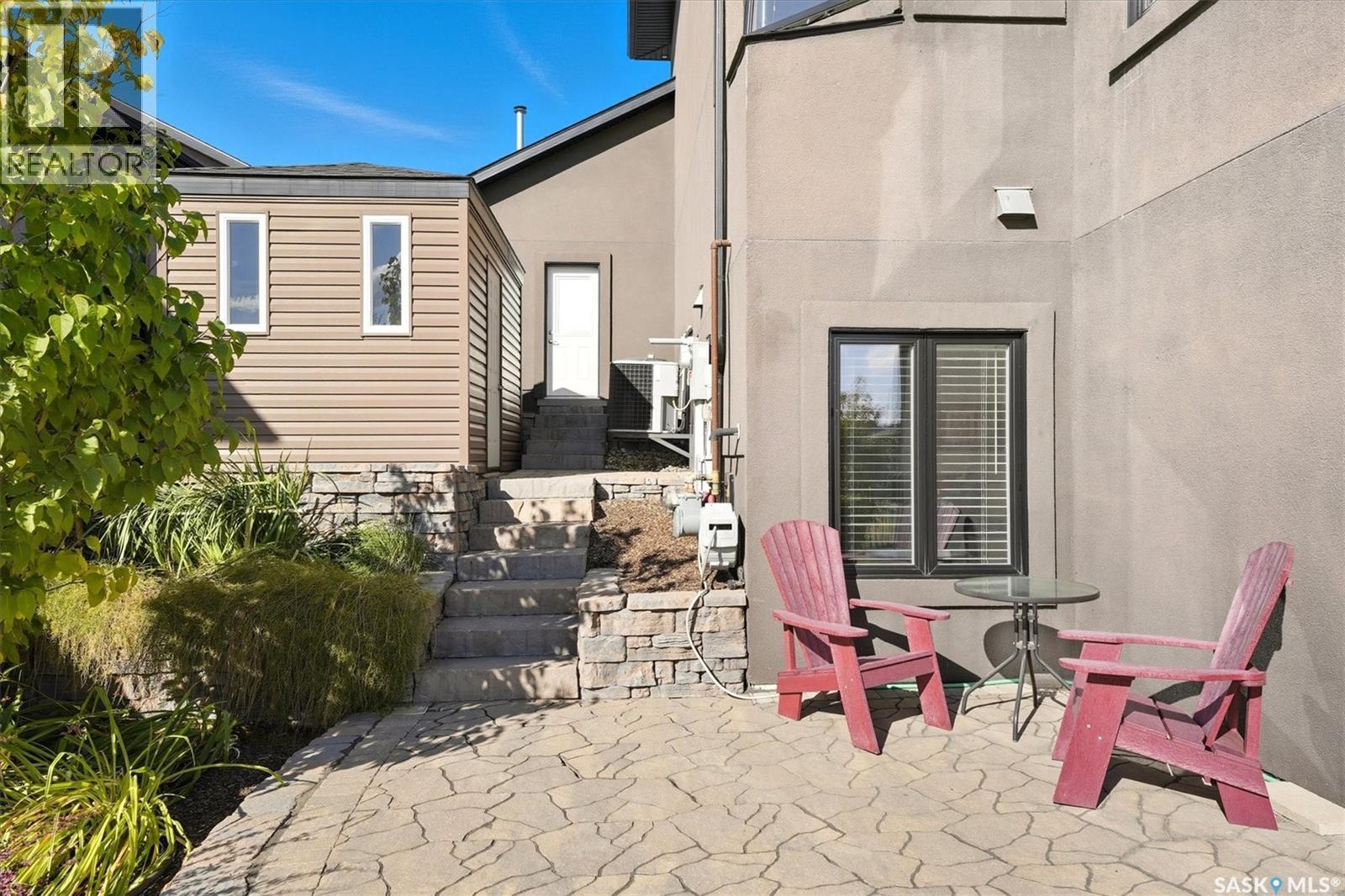 












258 Whalley CRESCENT

,
Saskatoon,




Saskatchewan
S7T0P1

