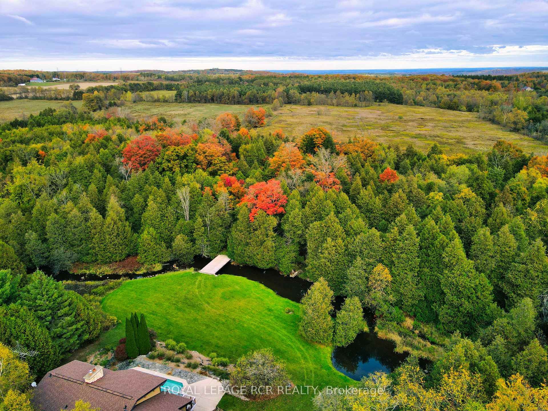 









674189


Hurontario

Street,
Mono,







ON
L9W 5R9

