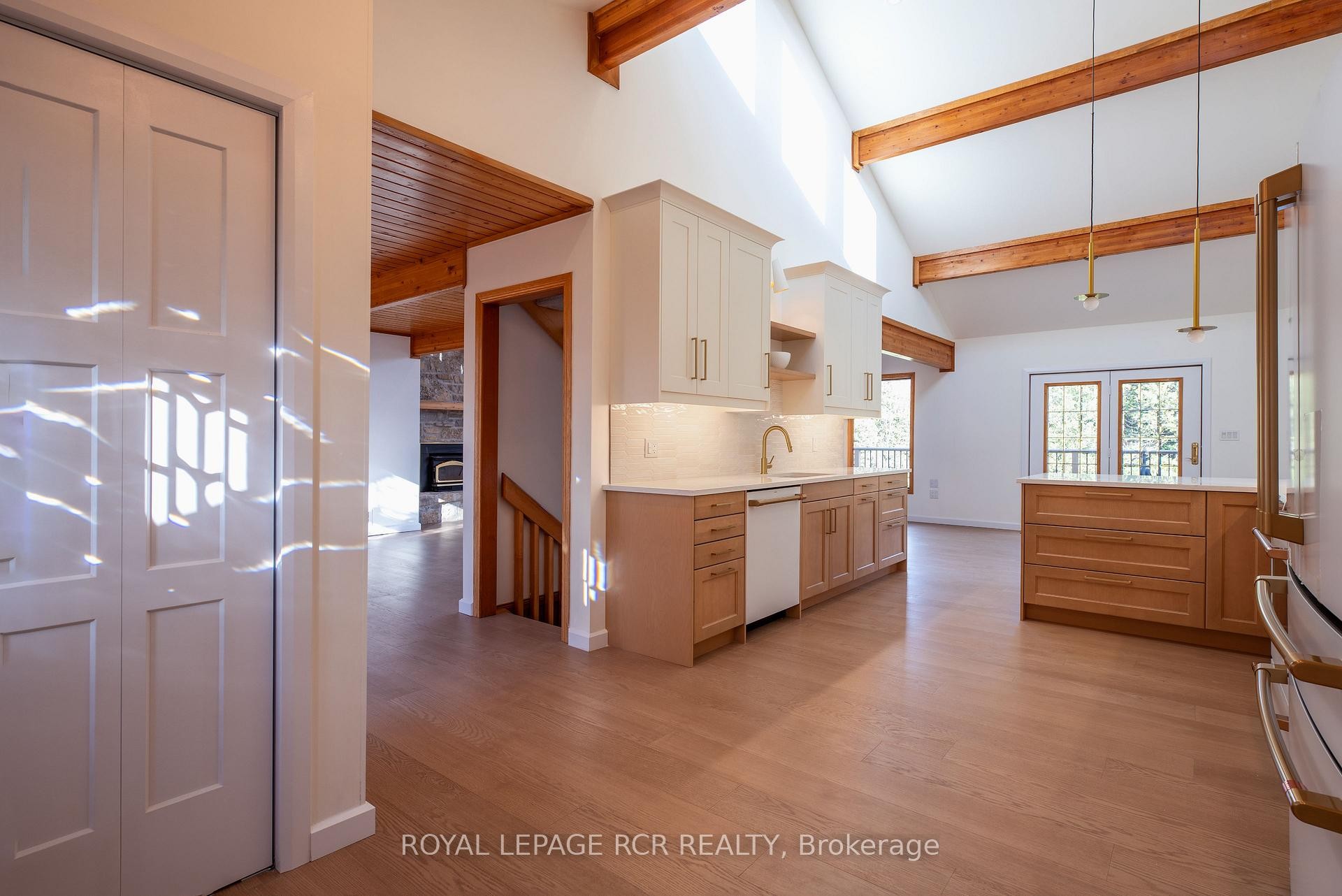 









674189


Hurontario

Street,
Mono,







ON
L9W 5R9

