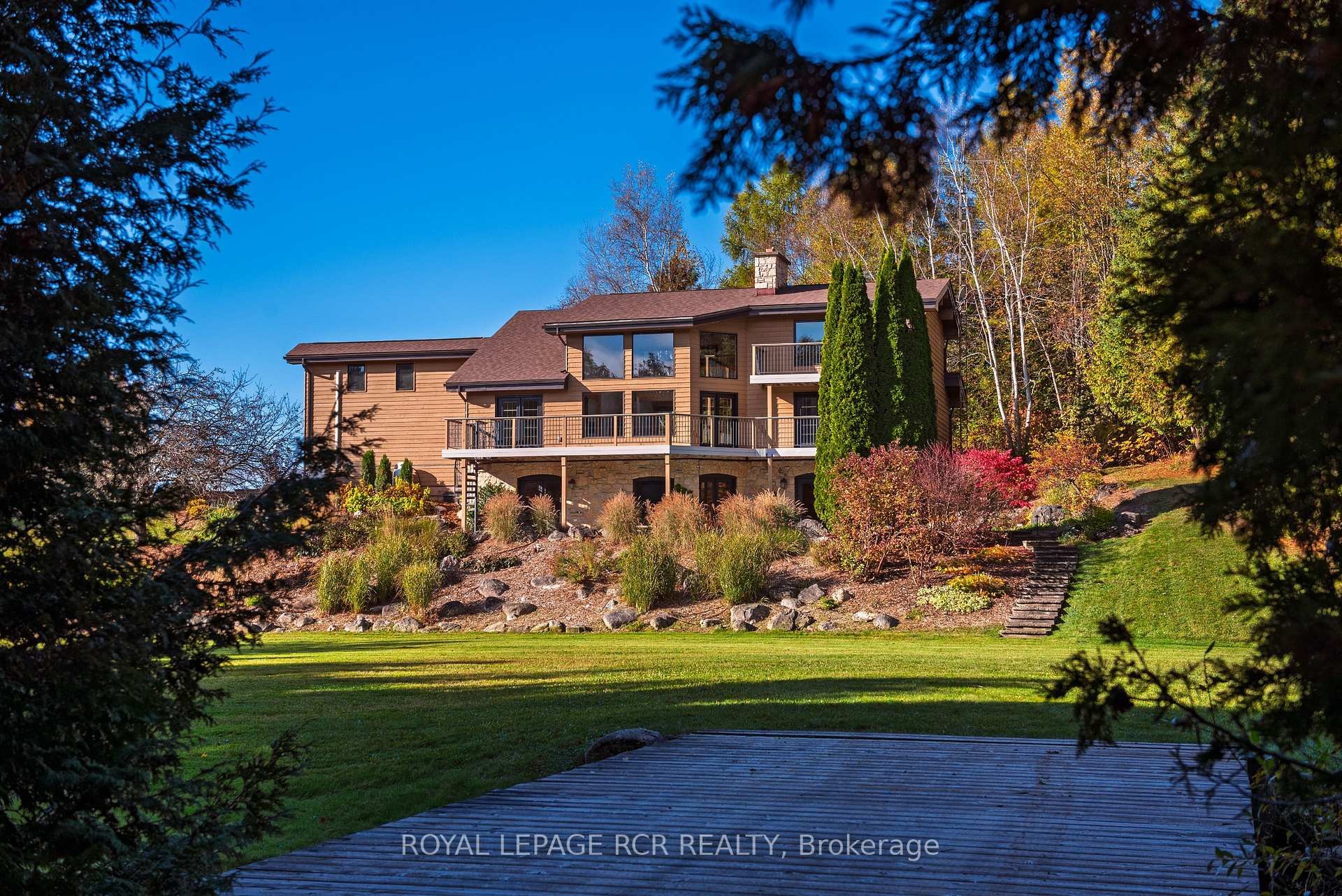 









674189


Hurontario

Street,
Mono,







ON
L9W 5R9

