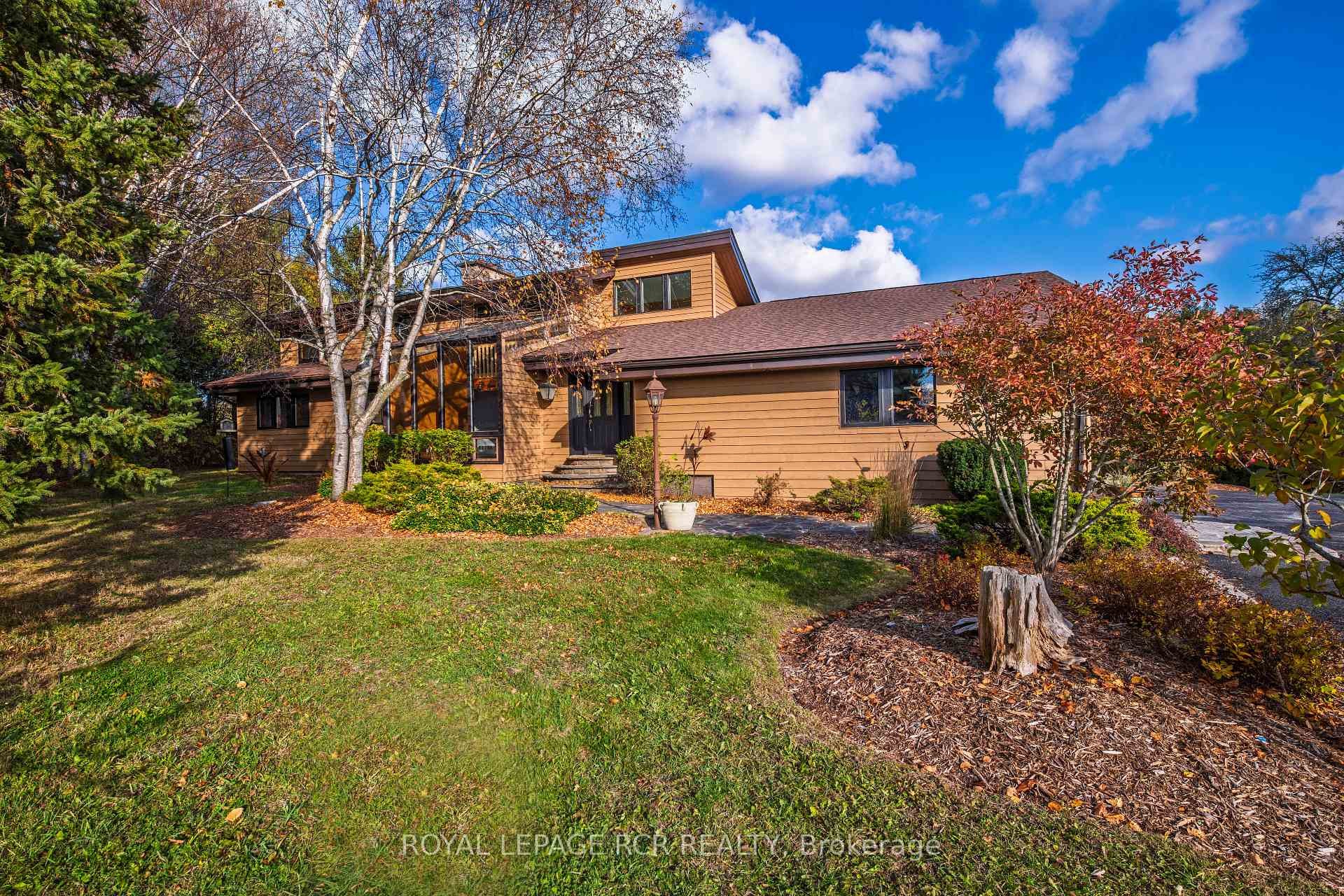 









674189


Hurontario

Street,
Mono,







ON
L9W 5R9

