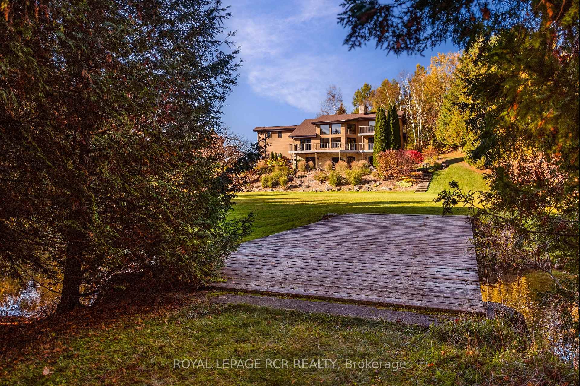 









674189


Hurontario

Street,
Mono,







ON
L9W 5R9

