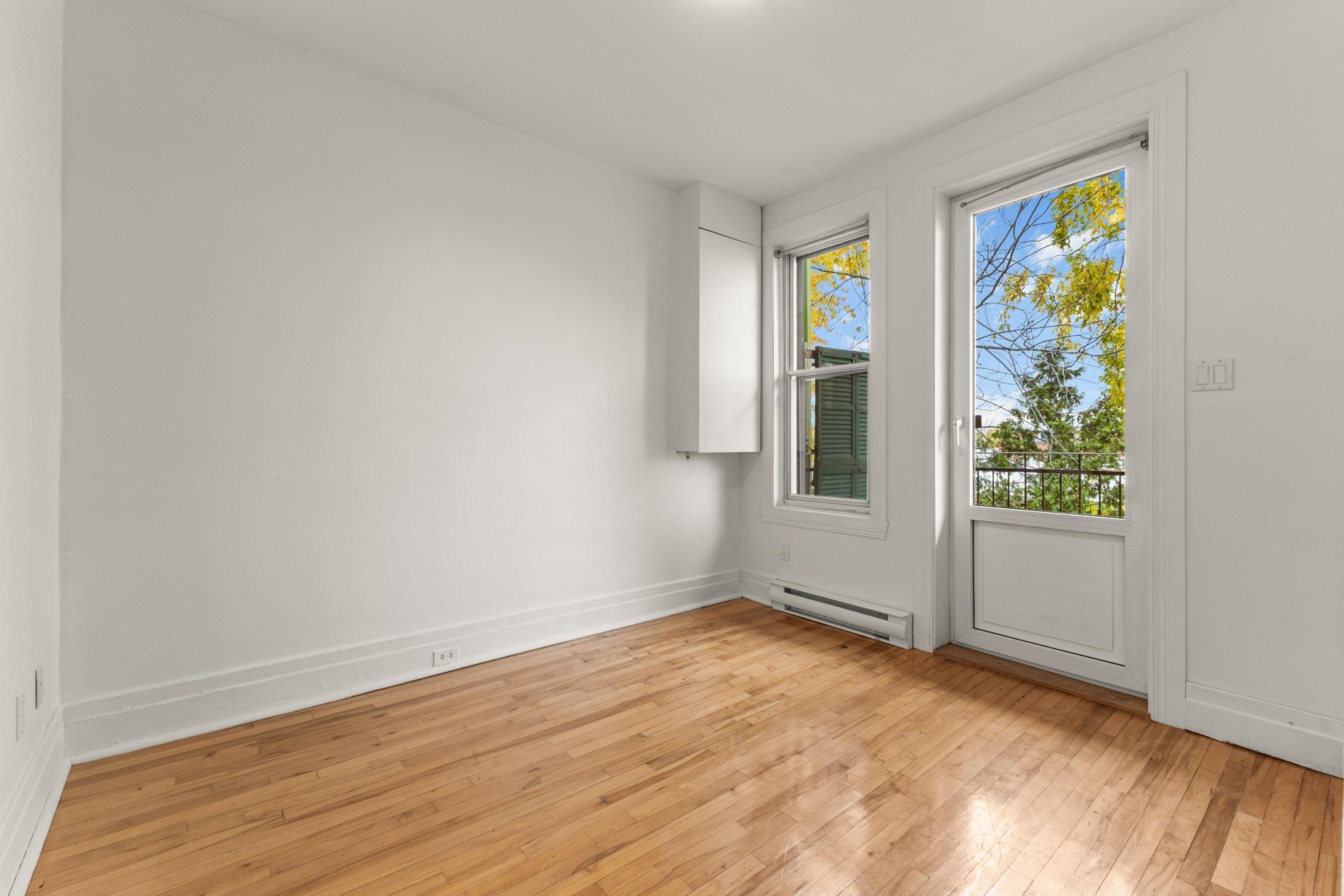 









4303


Rue Chapleau

,
Montréal (Le Plateau-Mont-Royal),




QC
H2H2K7

