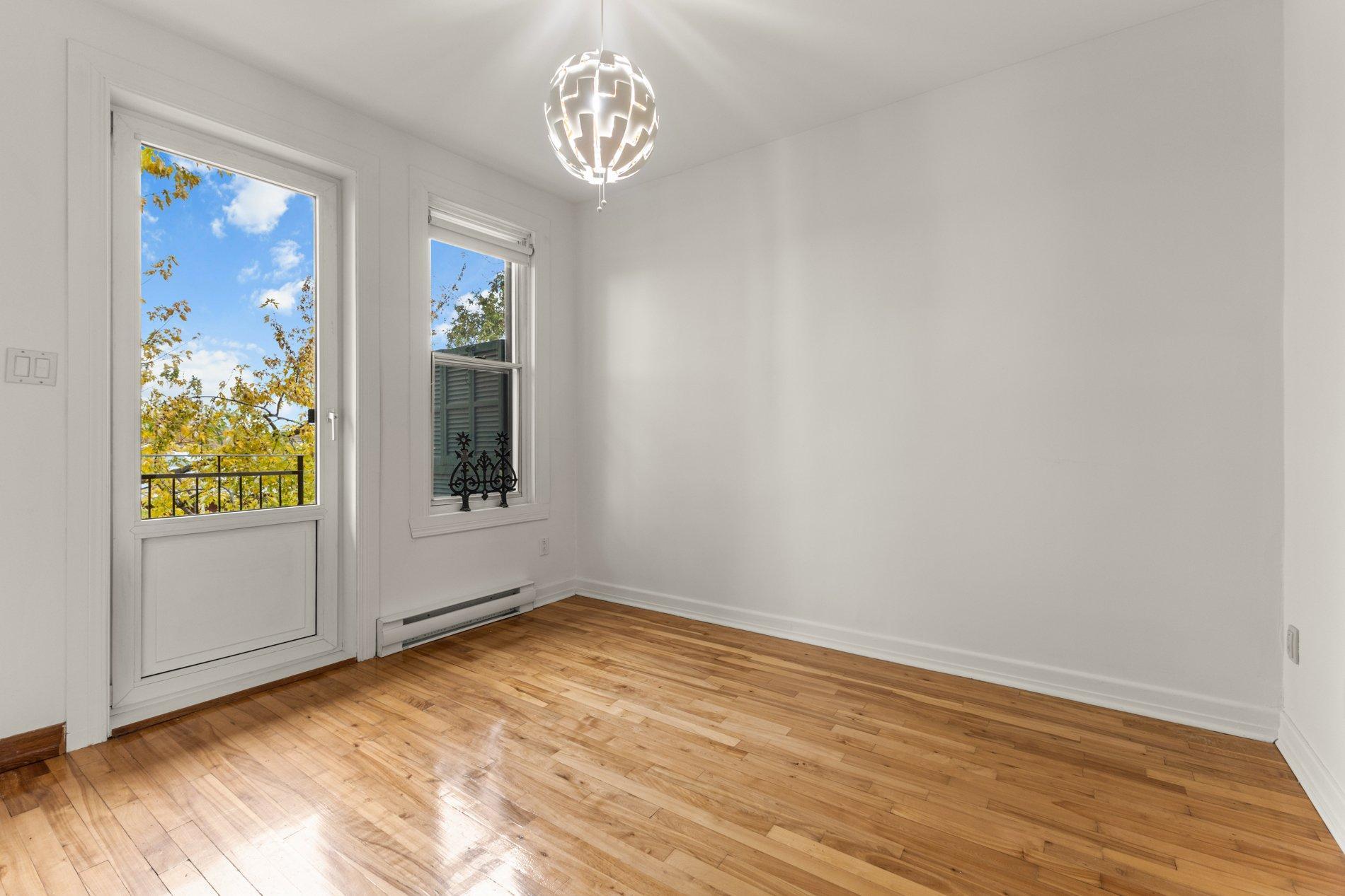 









4303


Rue Chapleau

,
Montréal (Le Plateau-Mont-Royal),




QC
H2H2K7

