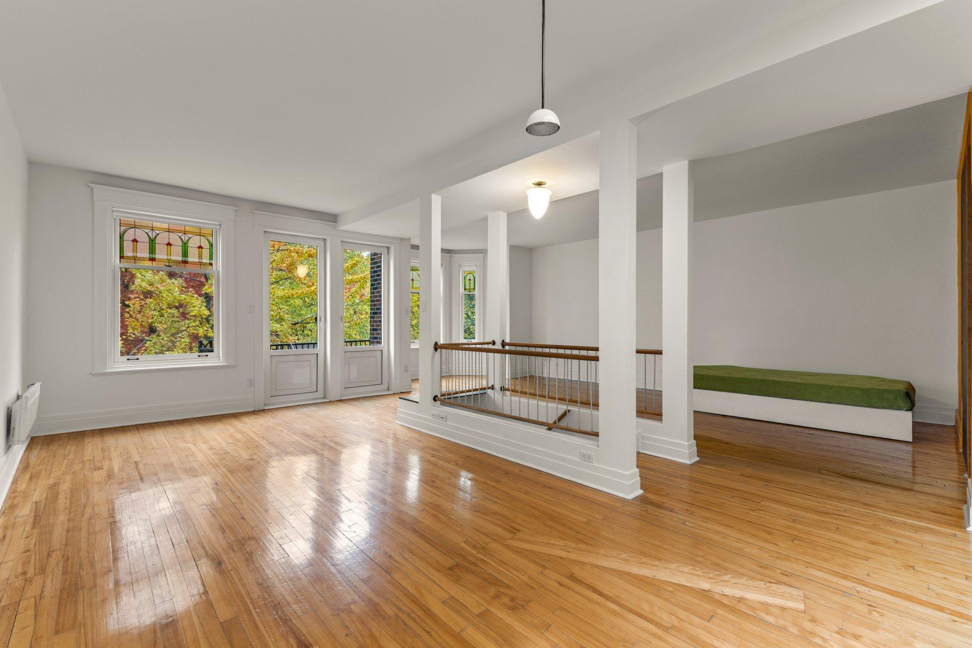 









4303


Rue Chapleau

,
Montréal (Le Plateau-Mont-Royal),




QC
H2H2K7

