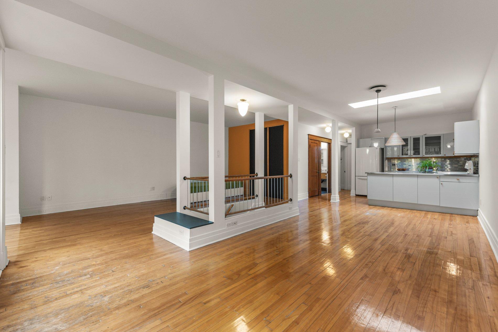 









4303


Rue Chapleau

,
Montréal (Le Plateau-Mont-Royal),




QC
H2H2K7

