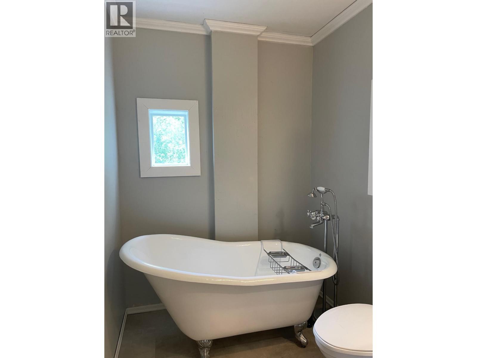 












72 PIONEER WAY

,
Fort Nelson,




British Columbia
V0C1R0

