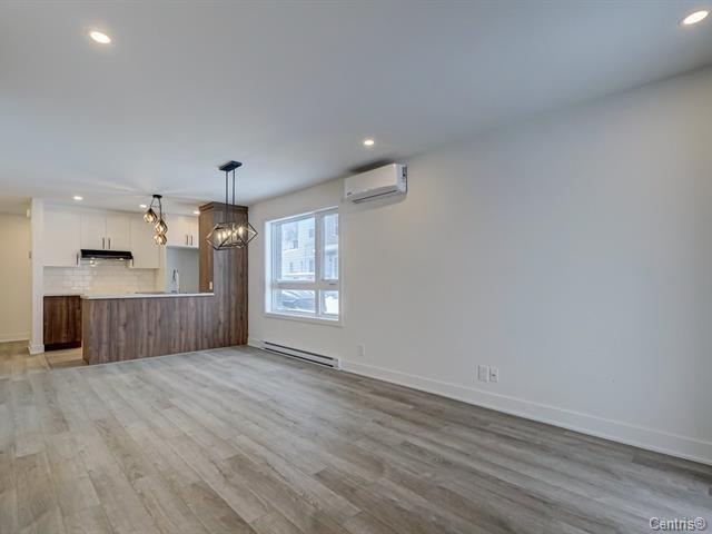 









189


Rue St-Pierre

, 101,
Saint-Constant,




QC
J5A2G9

