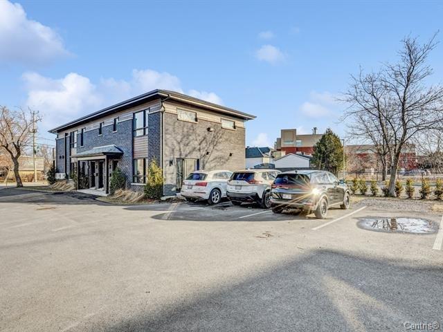 









189


Rue St-Pierre

, 101,
Saint-Constant,




QC
J5A2G9

