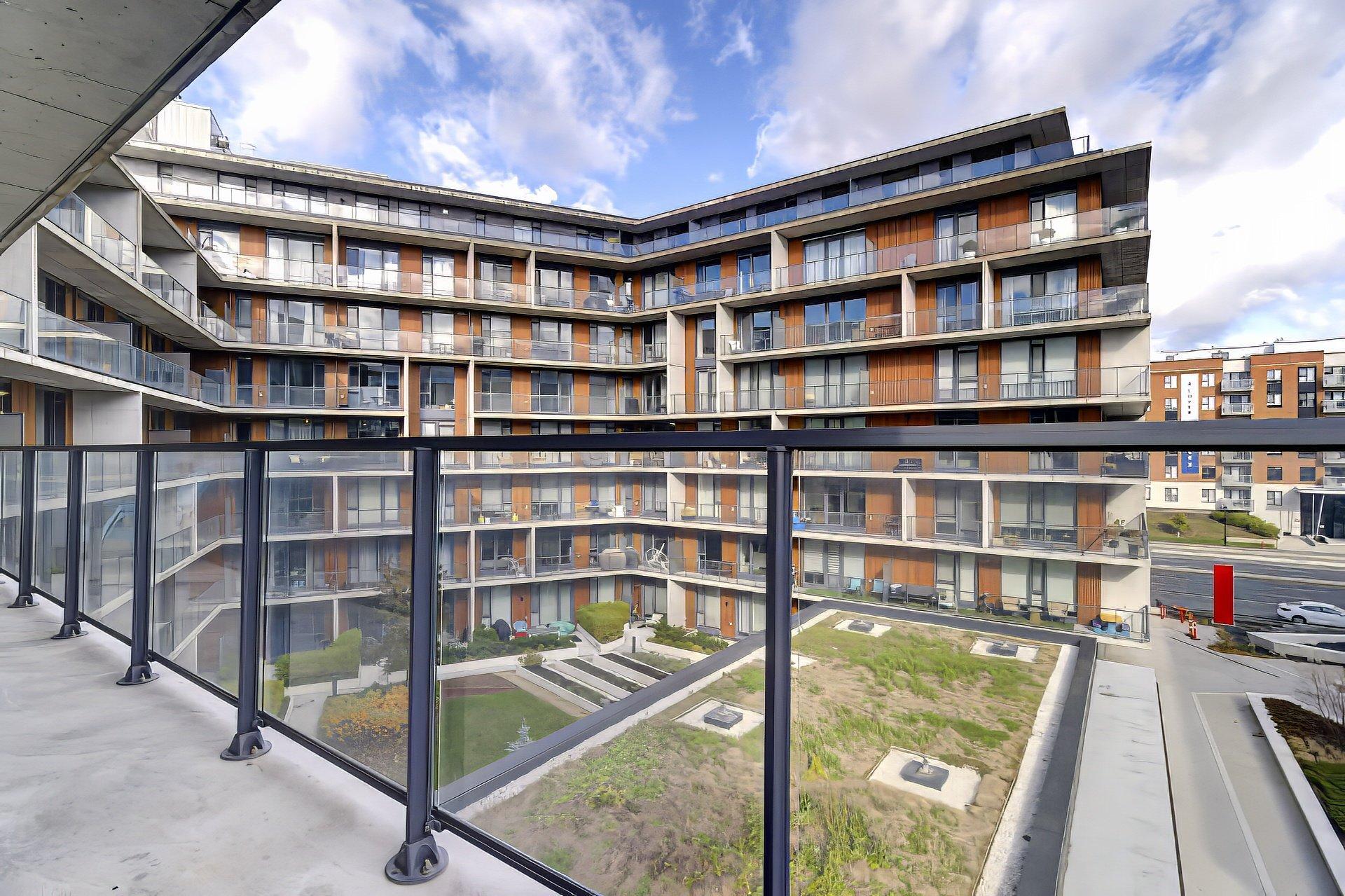 









1900


Rue Suzanne-Coallier

, 406,
Montréal (Saint-Laurent),




QC
H4M0A8

