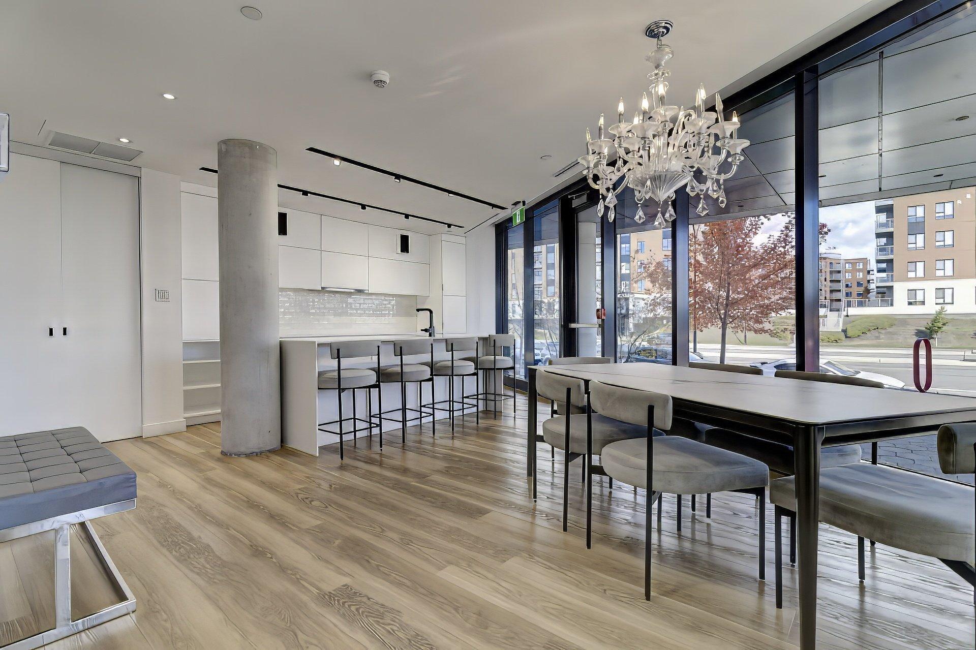 









1900


Rue Suzanne-Coallier

, 406,
Montréal (Saint-Laurent),




QC
H4M0A8

