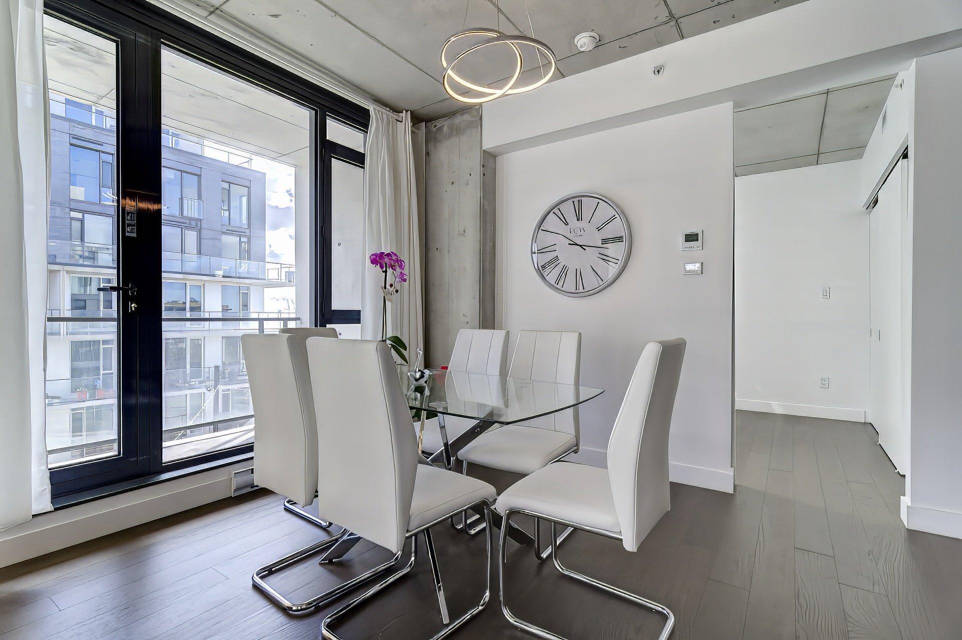 









1900


Rue Suzanne-Coallier

, 406,
Montréal (Saint-Laurent),




QC
H4M0A8

