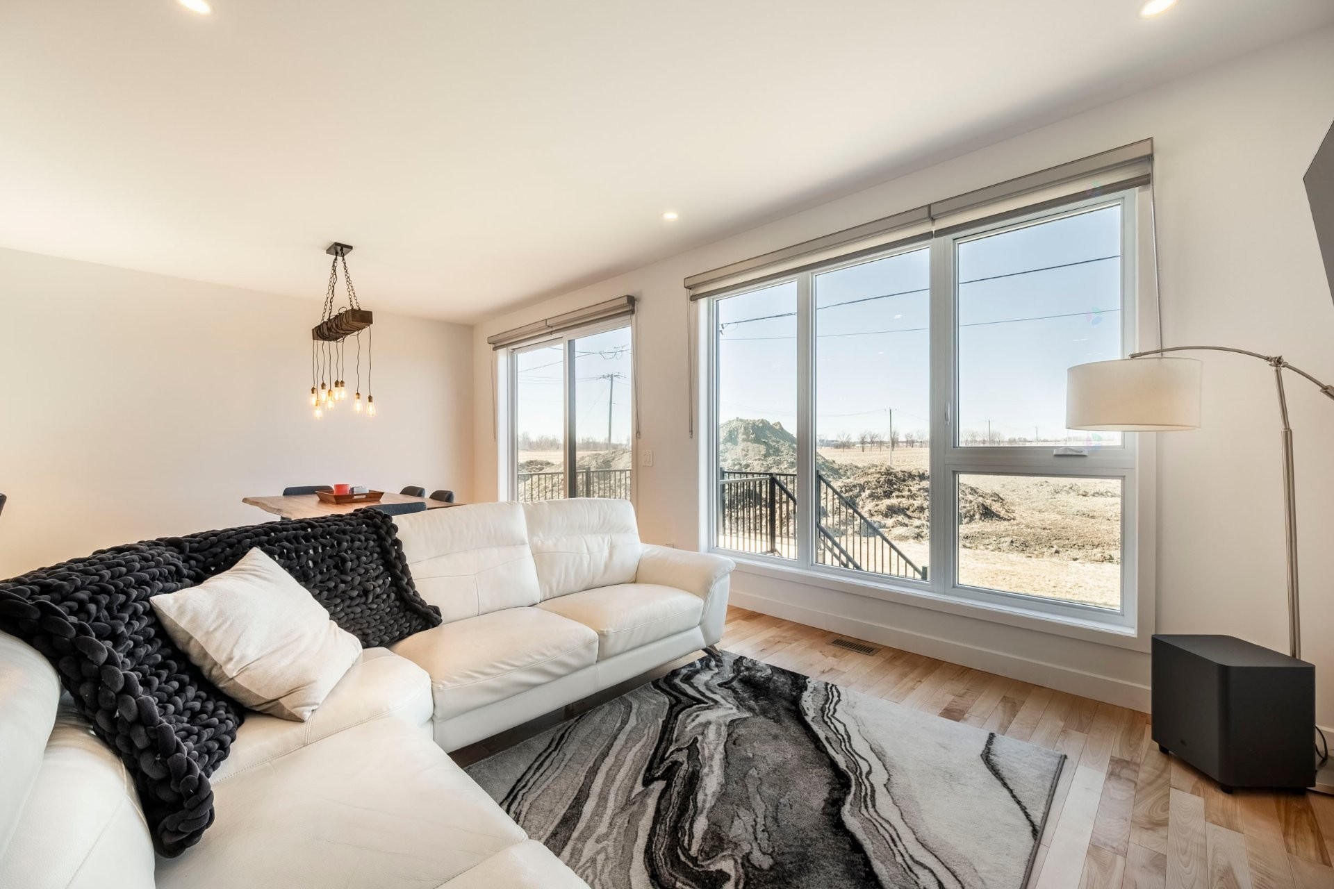 









33


Rue des Monts

,
Saint-Mathieu-de-Beloeil,




QC
J3G6Y9

