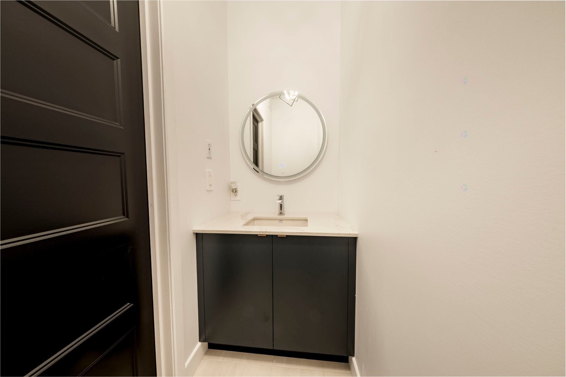 









33


Rue des Monts

,
Saint-Mathieu-de-Beloeil,




QC
J3G6Y9

