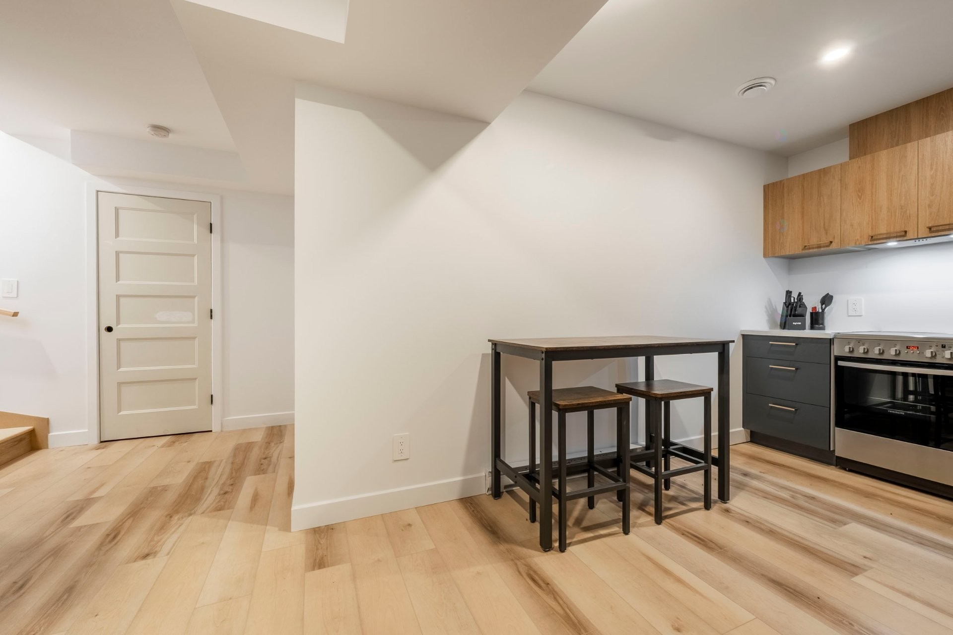 









33


Rue des Monts

,
Saint-Mathieu-de-Beloeil,




QC
J3G6Y9

