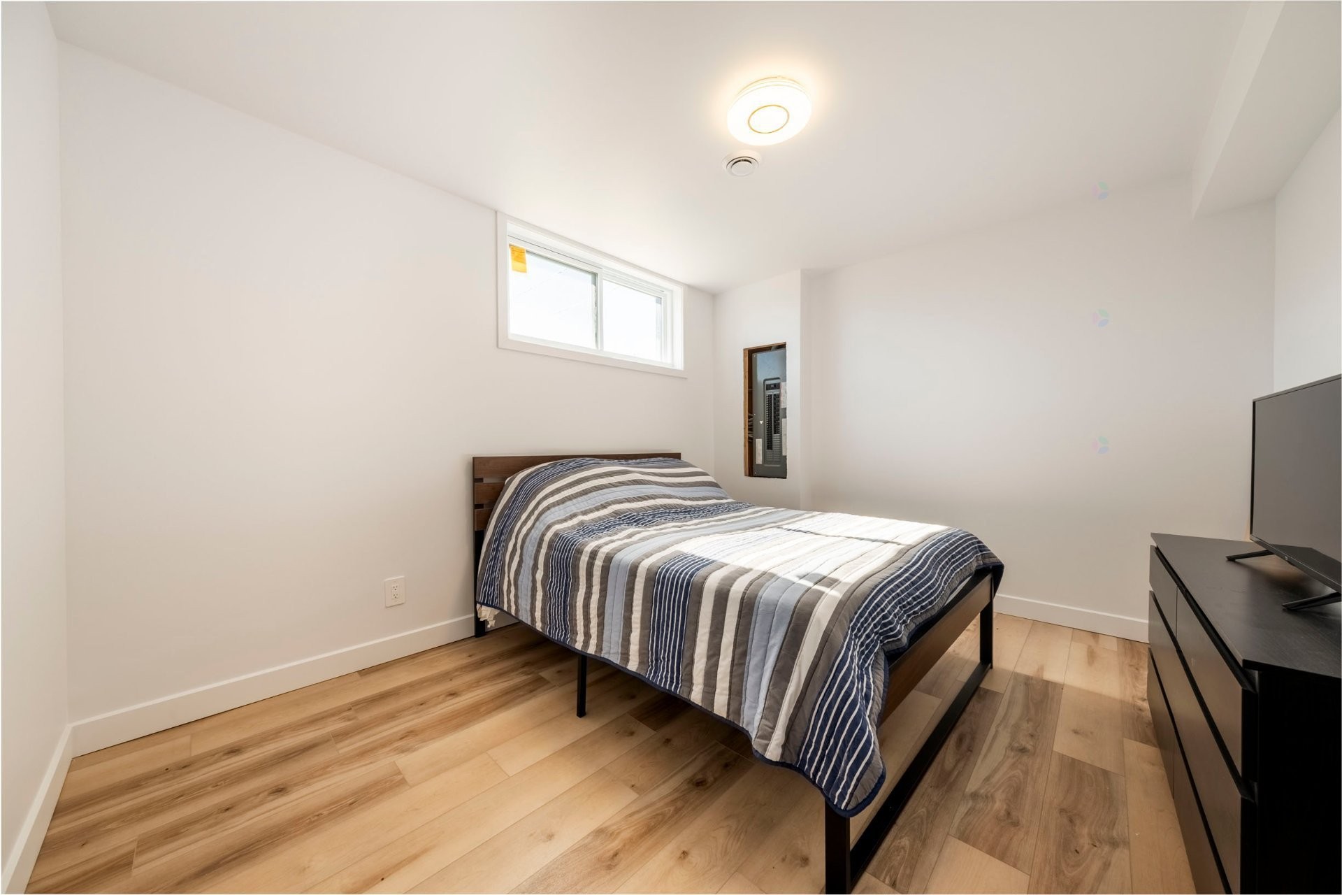 









33


Rue des Monts

,
Saint-Mathieu-de-Beloeil,




QC
J3G6Y9

