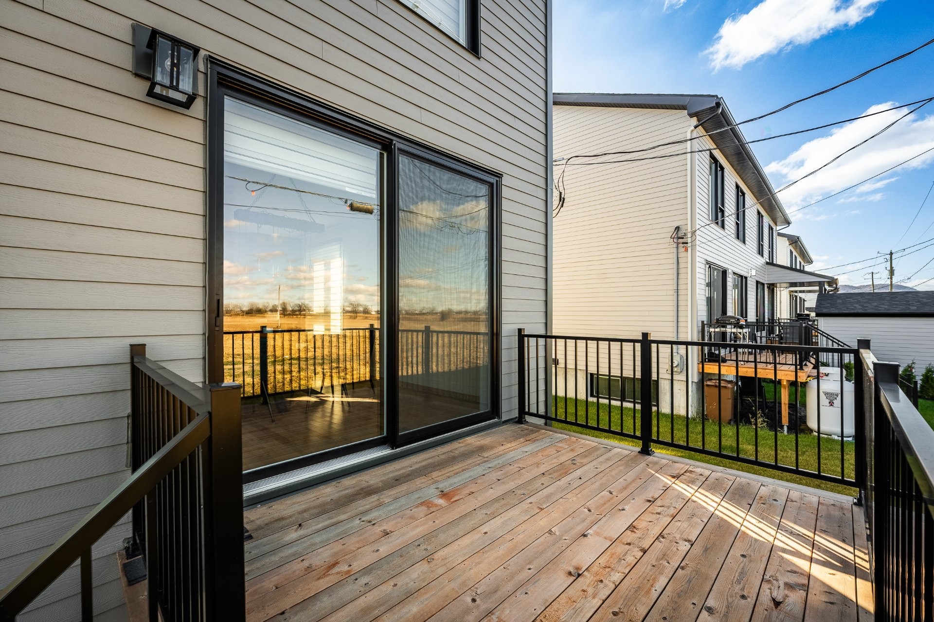 









33


Rue des Monts

,
Saint-Mathieu-de-Beloeil,




QC
J3G6Y9

