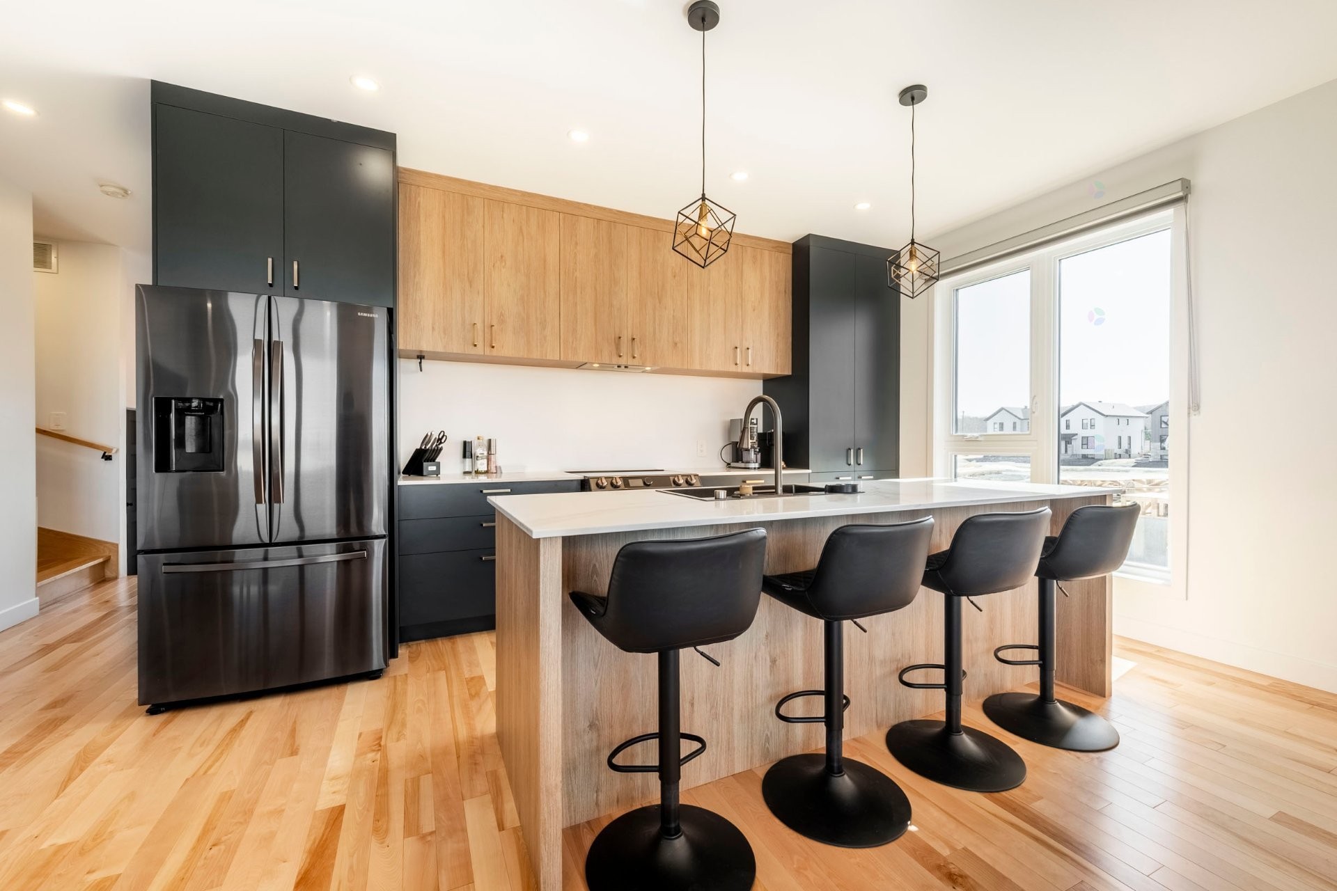 









33


Rue des Monts

,
Saint-Mathieu-de-Beloeil,




QC
J3G6Y9

