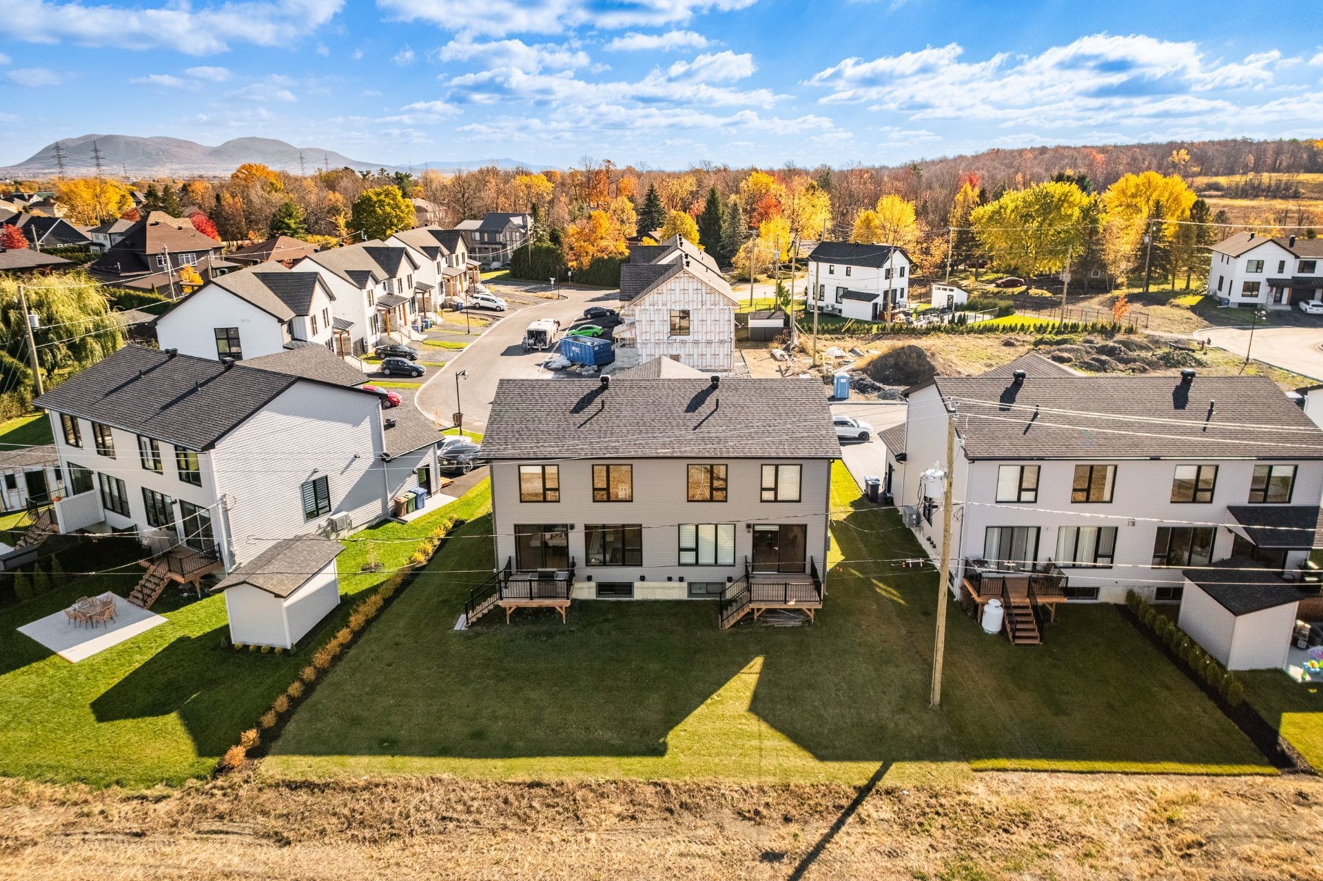 









33


Rue des Monts

,
Saint-Mathieu-de-Beloeil,




QC
J3G6Y9

