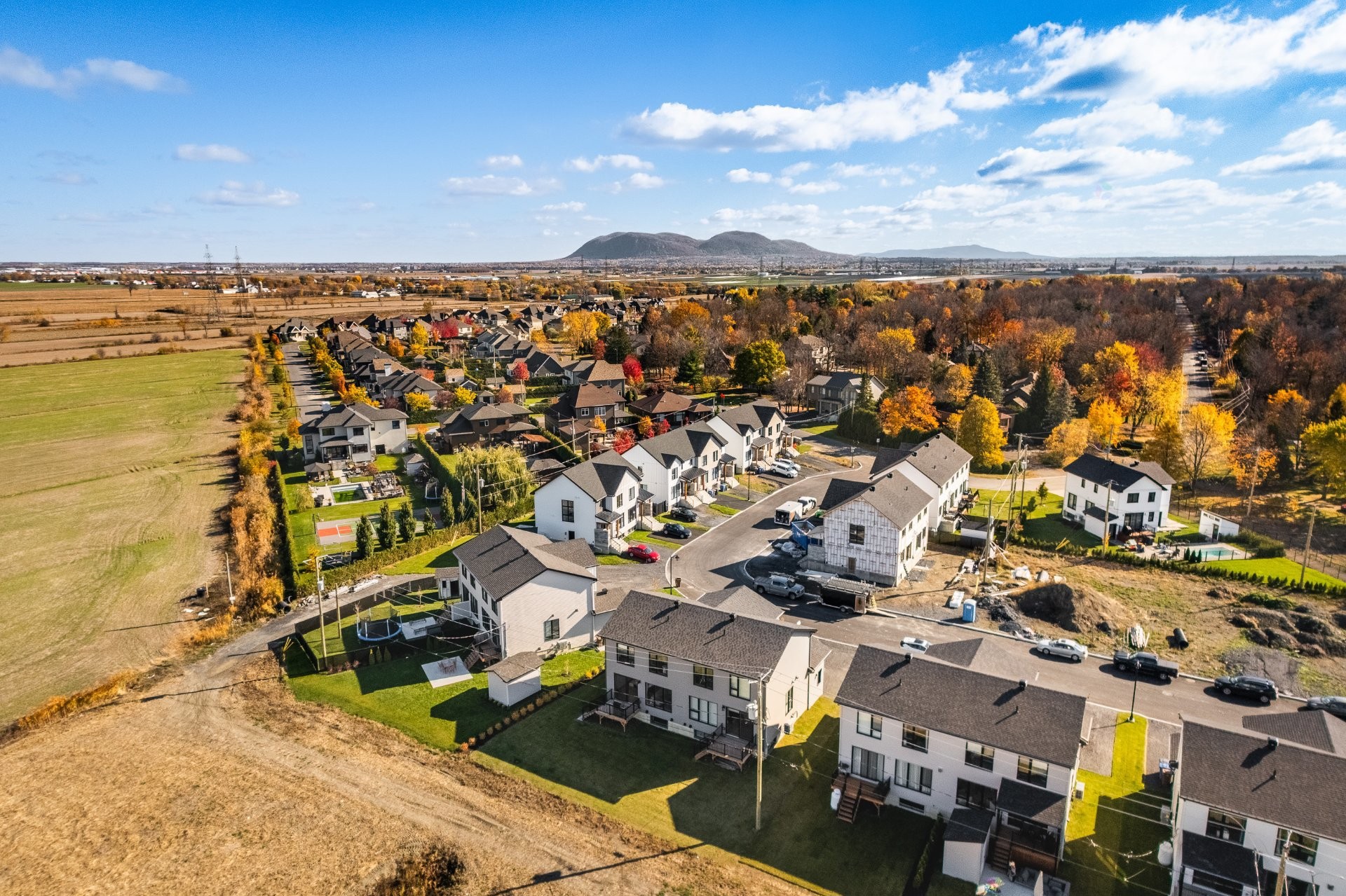 









33


Rue des Monts

,
Saint-Mathieu-de-Beloeil,




QC
J3G6Y9

