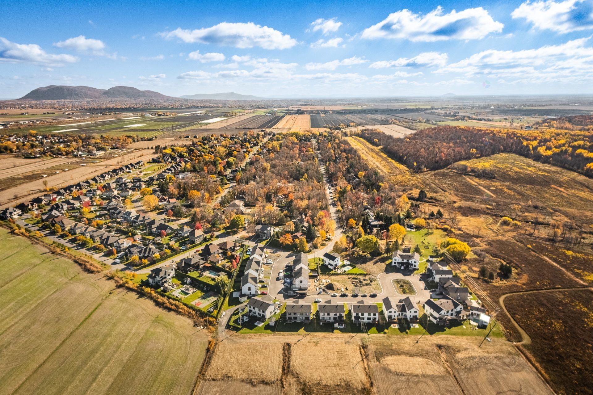 









33


Rue des Monts

,
Saint-Mathieu-de-Beloeil,




QC
J3G6Y9

