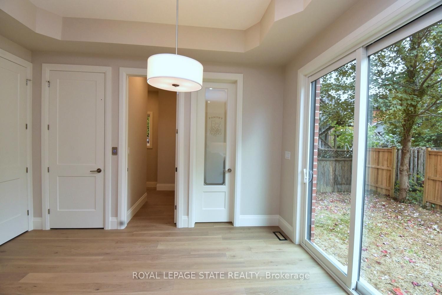 









279


Hess

Street South,
Hamilton,




ON
L8P 3P6

