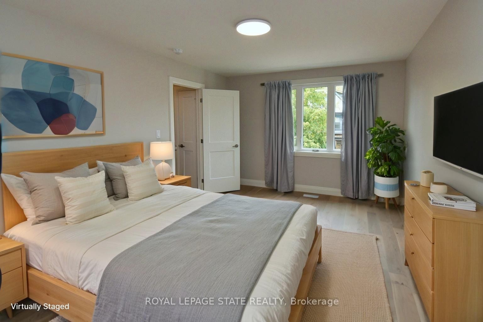 









279


Hess

Street South,
Hamilton,




ON
L8P 3P6

