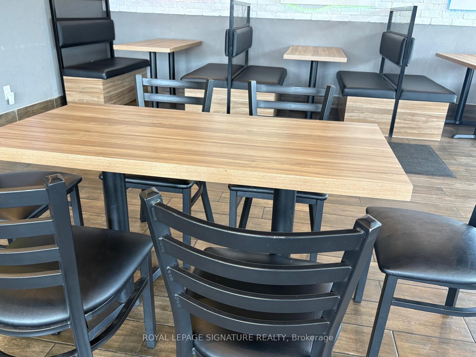 









1200


Lambton Mall

Road, Unit 1,
Sarnia,




ON
N7S 5R6

