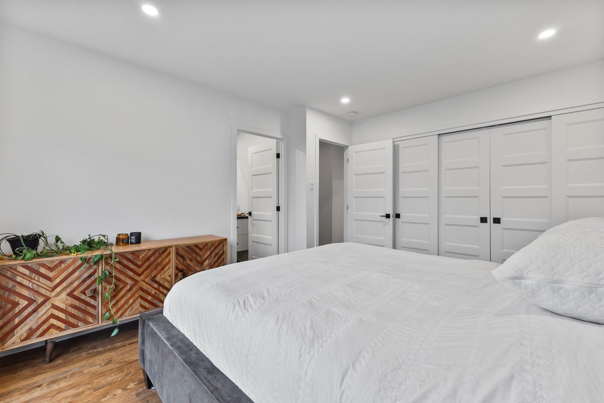 









24


Rue David

,
Dollard-des-Ormeaux,




QC
H9B1Y7

