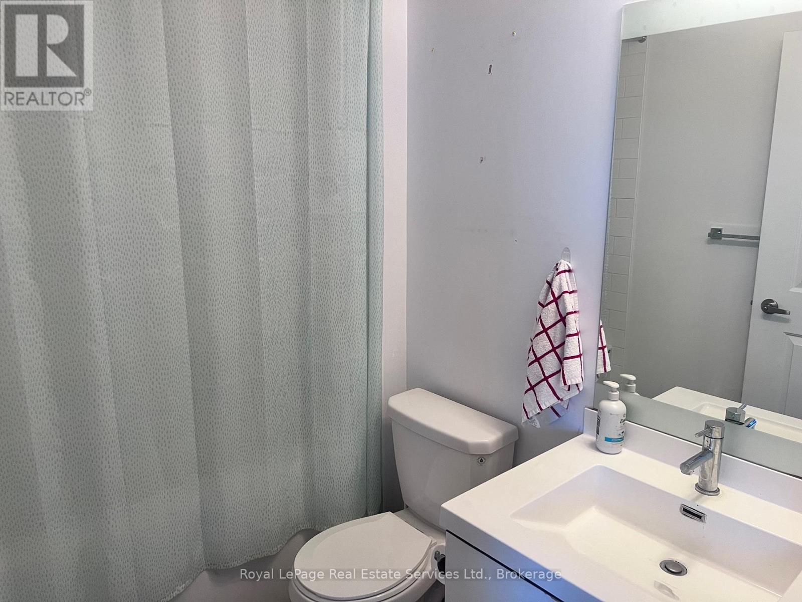 












224 - 65 SPEERS ROAD

,
Oakville (CO Central),




Ontario
L6K3V5

