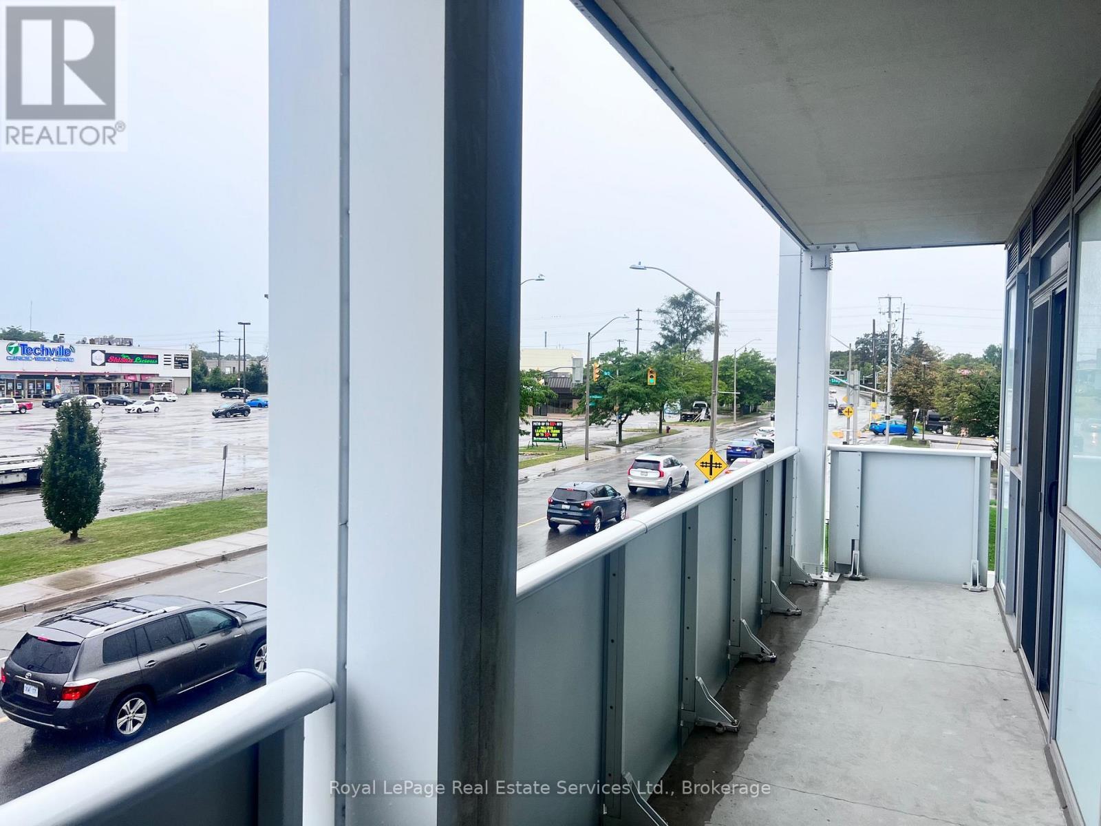 












224 - 65 SPEERS ROAD

,
Oakville (CO Central),




Ontario
L6K3V5

