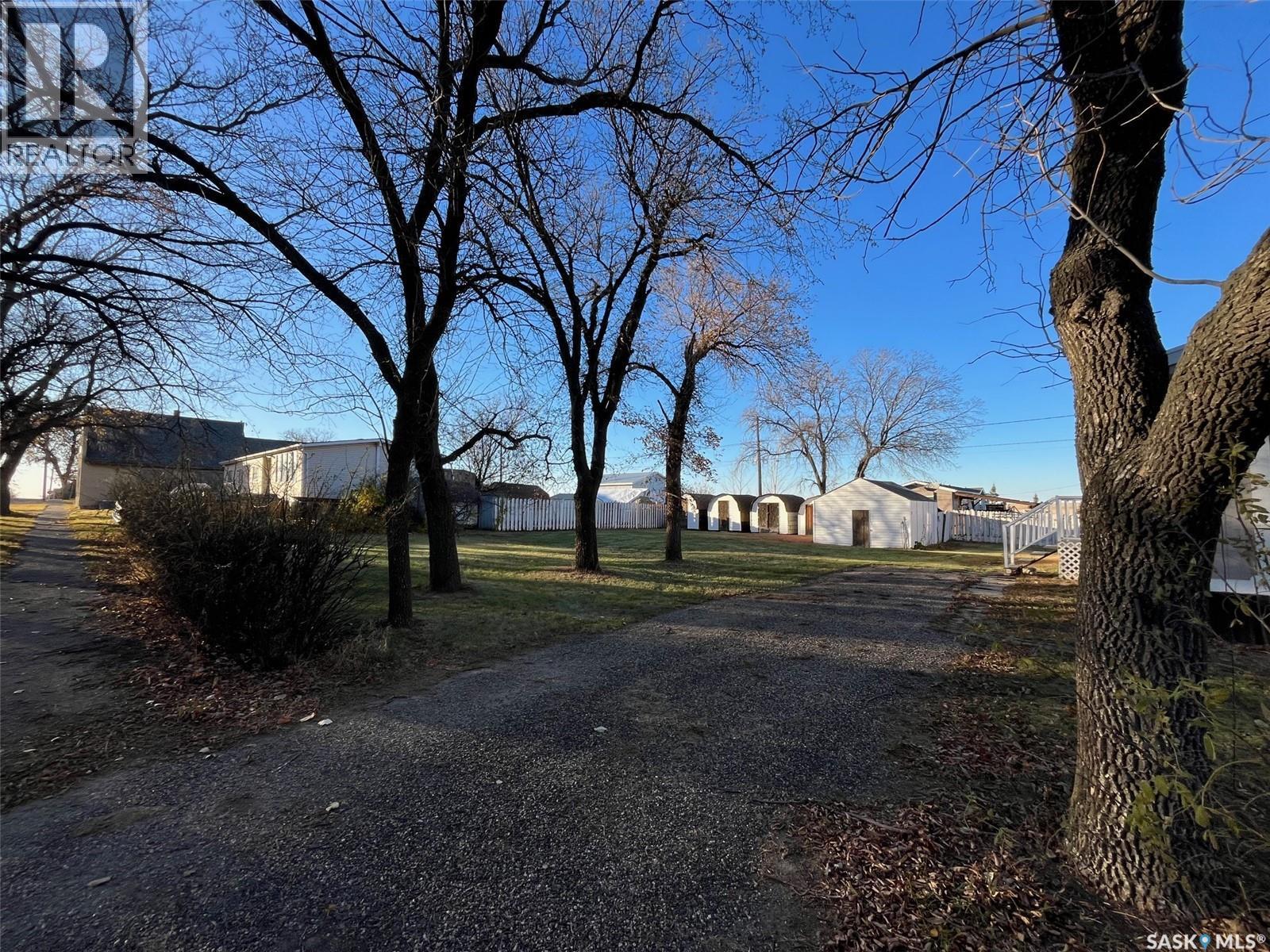 












118 2 AVENUE E

,
Lafleche,




Saskatchewan
S0H2K0

