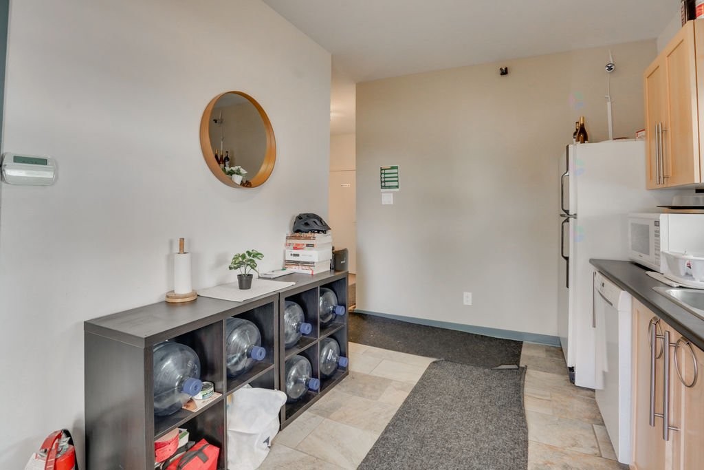 









92

 - 94


Rue Montcalm

,
Gatineau (Hull),




QC
J8X2L7

