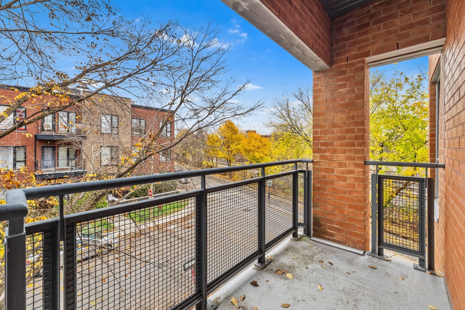 









2150


Av. d'Oxford

, 207,
Montréal (Côte-des-Neiges/Notre-Dame-de-Grâce),




QC
H4A2X8

