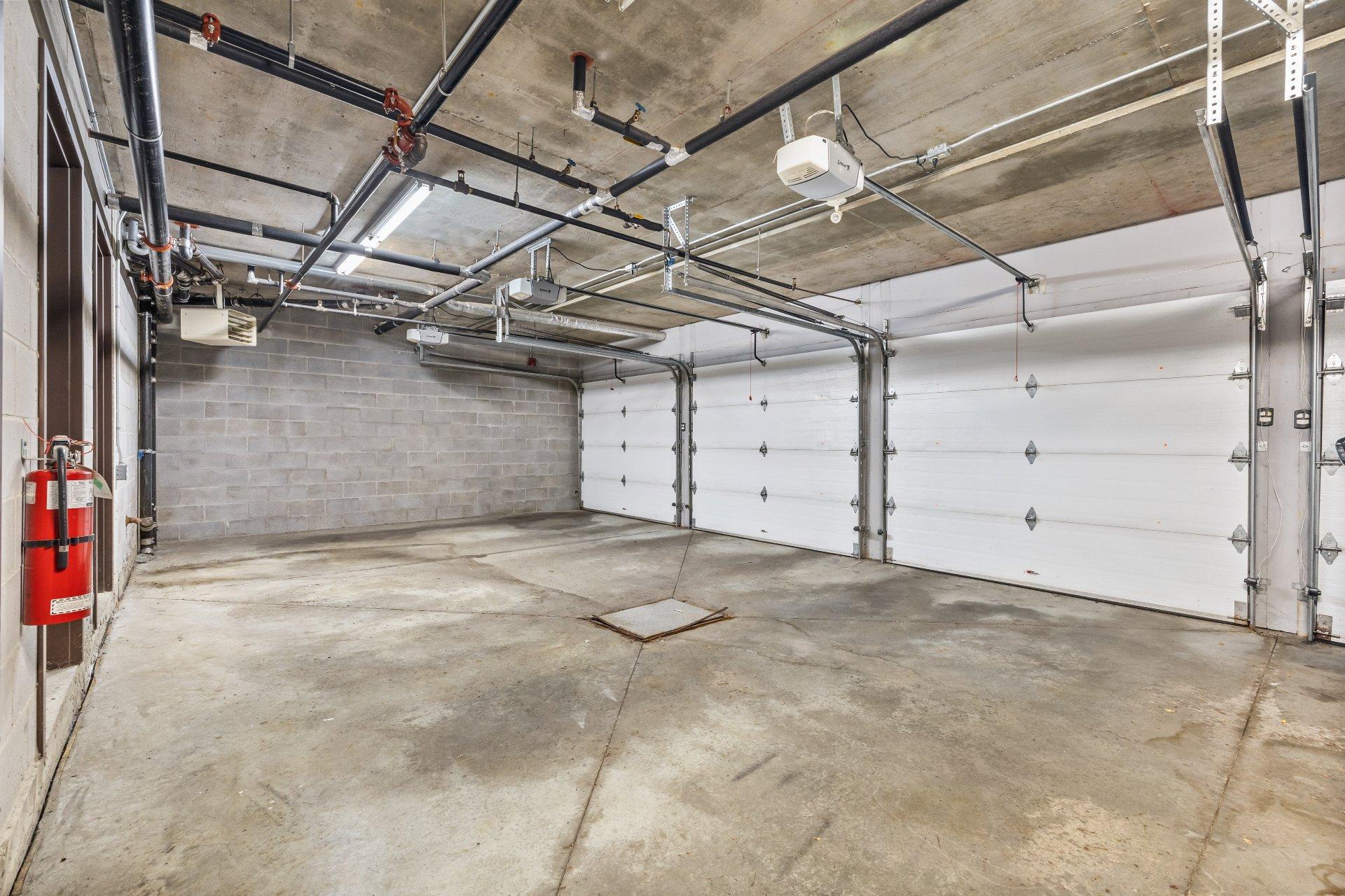 









2150


Av. d'Oxford

, 207,
Montréal (Côte-des-Neiges/Notre-Dame-de-Grâce),




QC
H4A2X8

