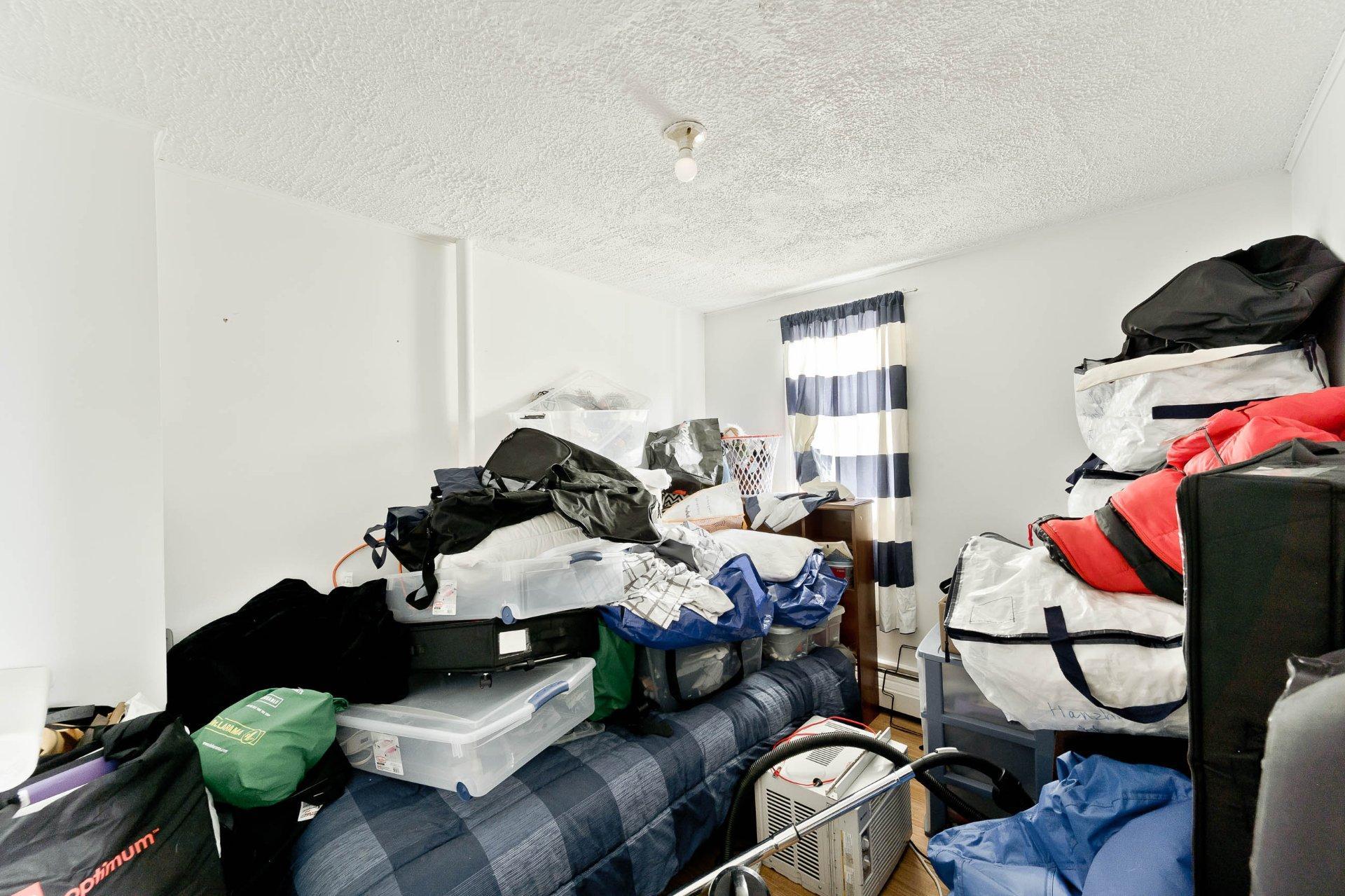 









9

 - 11


Ch. de Randboro

,
Cookshire-Eaton,




QC
J0B3A0

