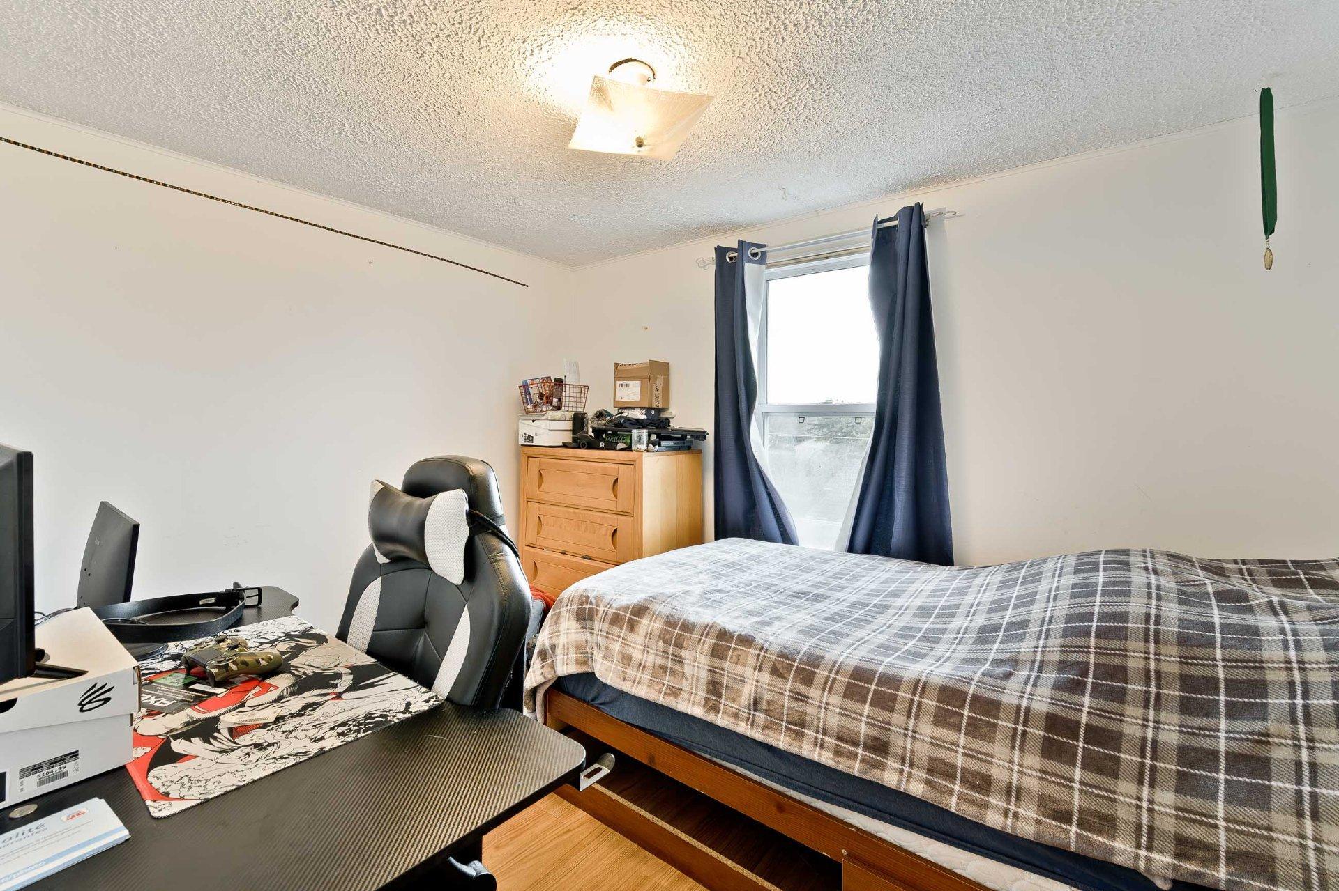 









9

 - 11


Ch. de Randboro

,
Cookshire-Eaton,




QC
J0B3A0

