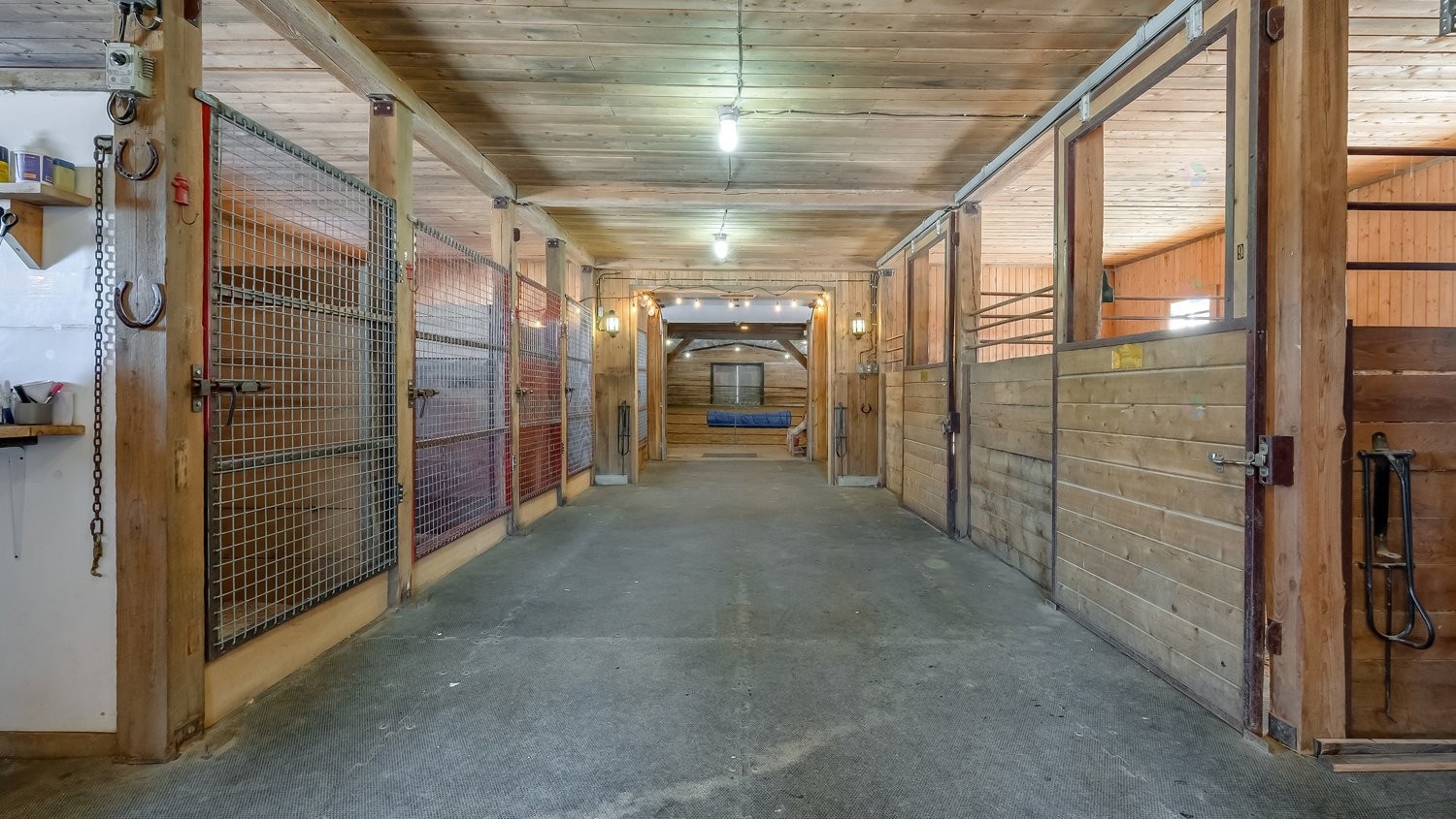 









73Z


Route 255

,
Kingsey Falls,




QC
J0A1B0

