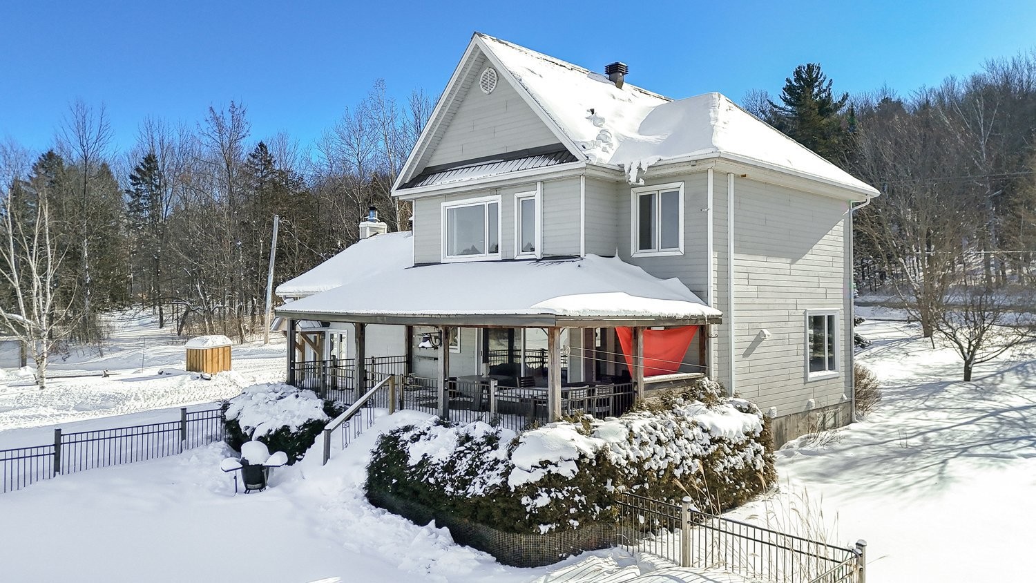 









73Z


Route 255

,
Kingsey Falls,




QC
J0A1B0

